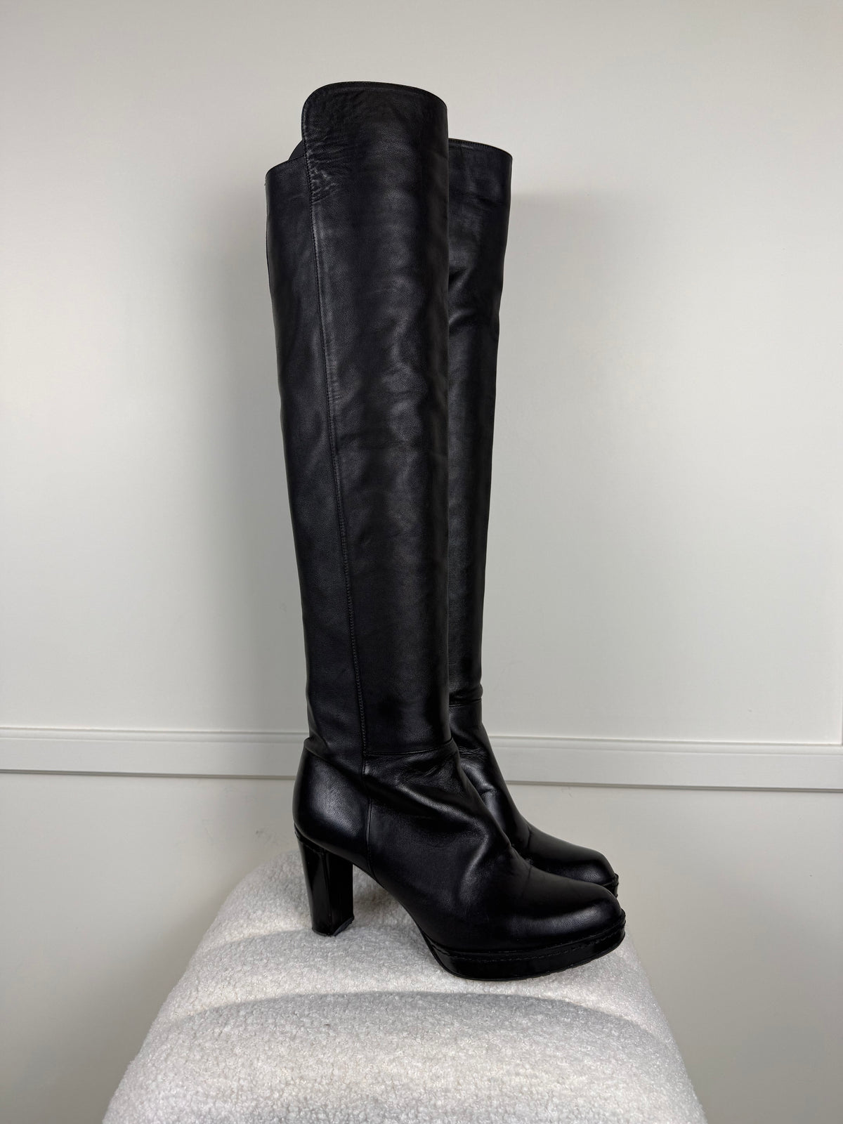Stuart Weitzman Kniehohe Stiefel – Schwarz – Gr. 38 EU