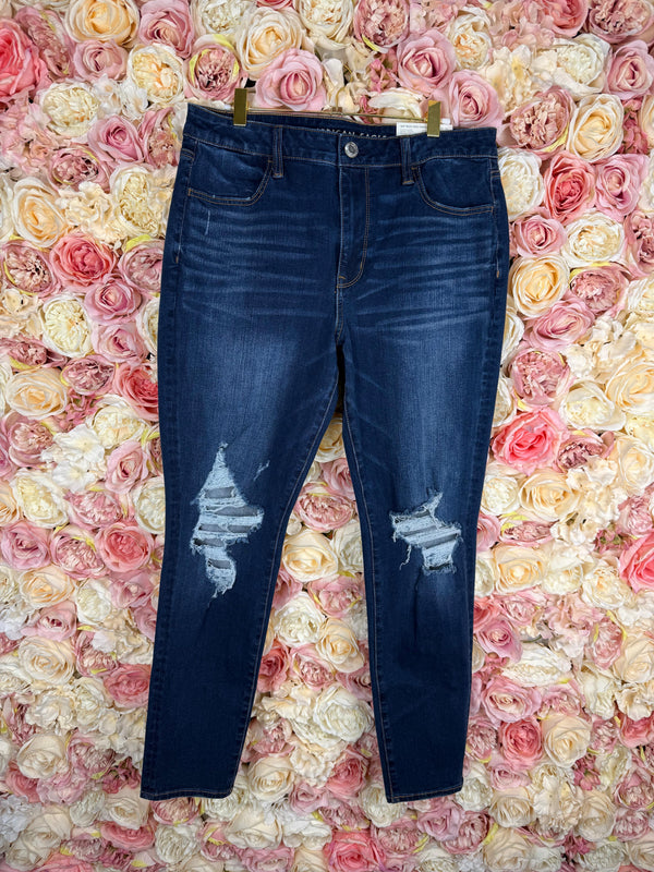 American Eagle Jeans Ripped