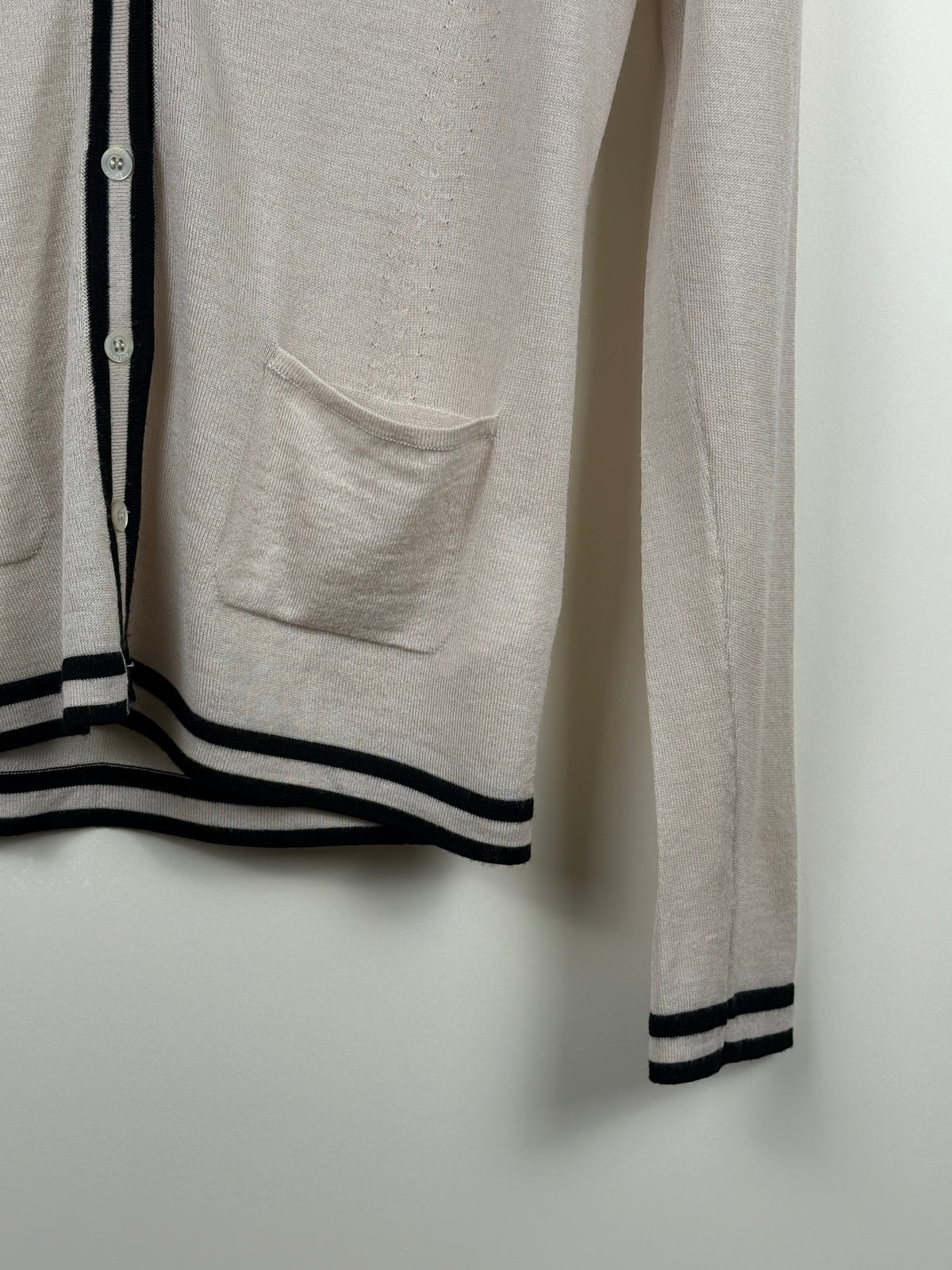 Gucci Vintage Set Top & Cardigan – Beige/Schwarz – Gr. M