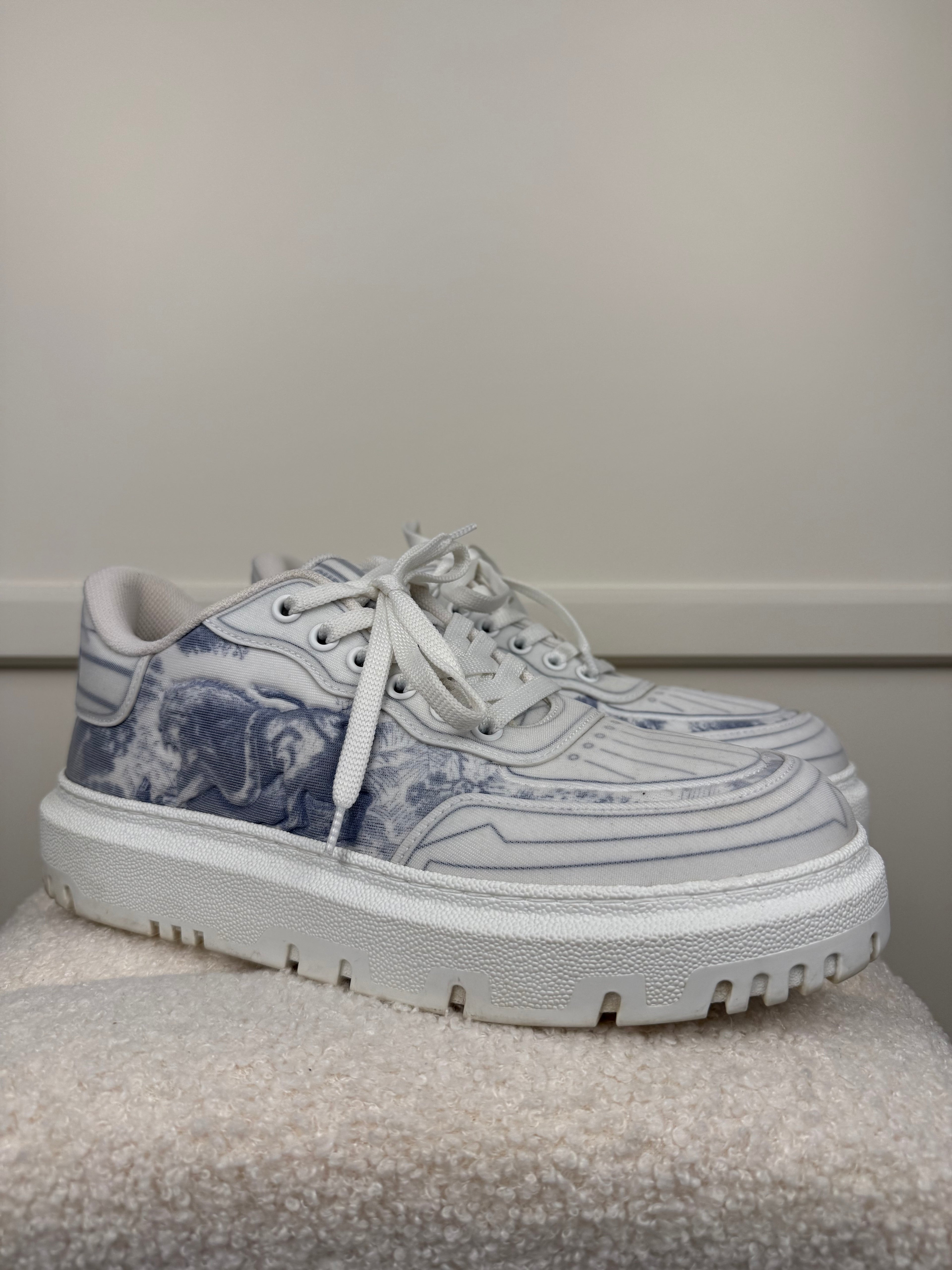 Dior Addict Blue Toile de Jouy Technical Fabric Low Top Sneakers Sz. 39.5 EU