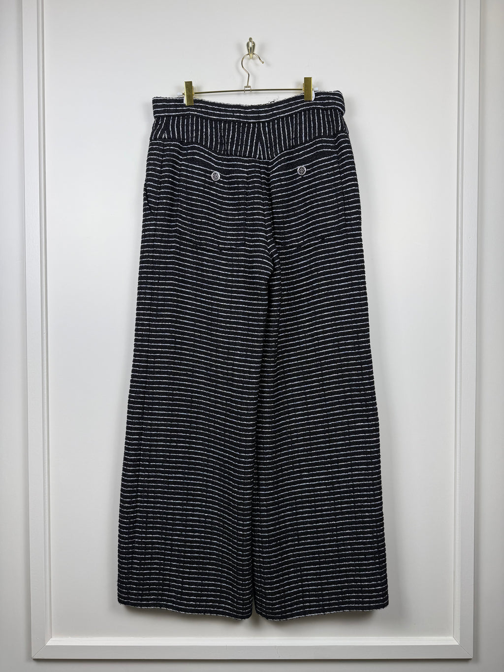 Chanel 23P Tweed Pants – Black/Silver – Size 42 DE (44 FR)