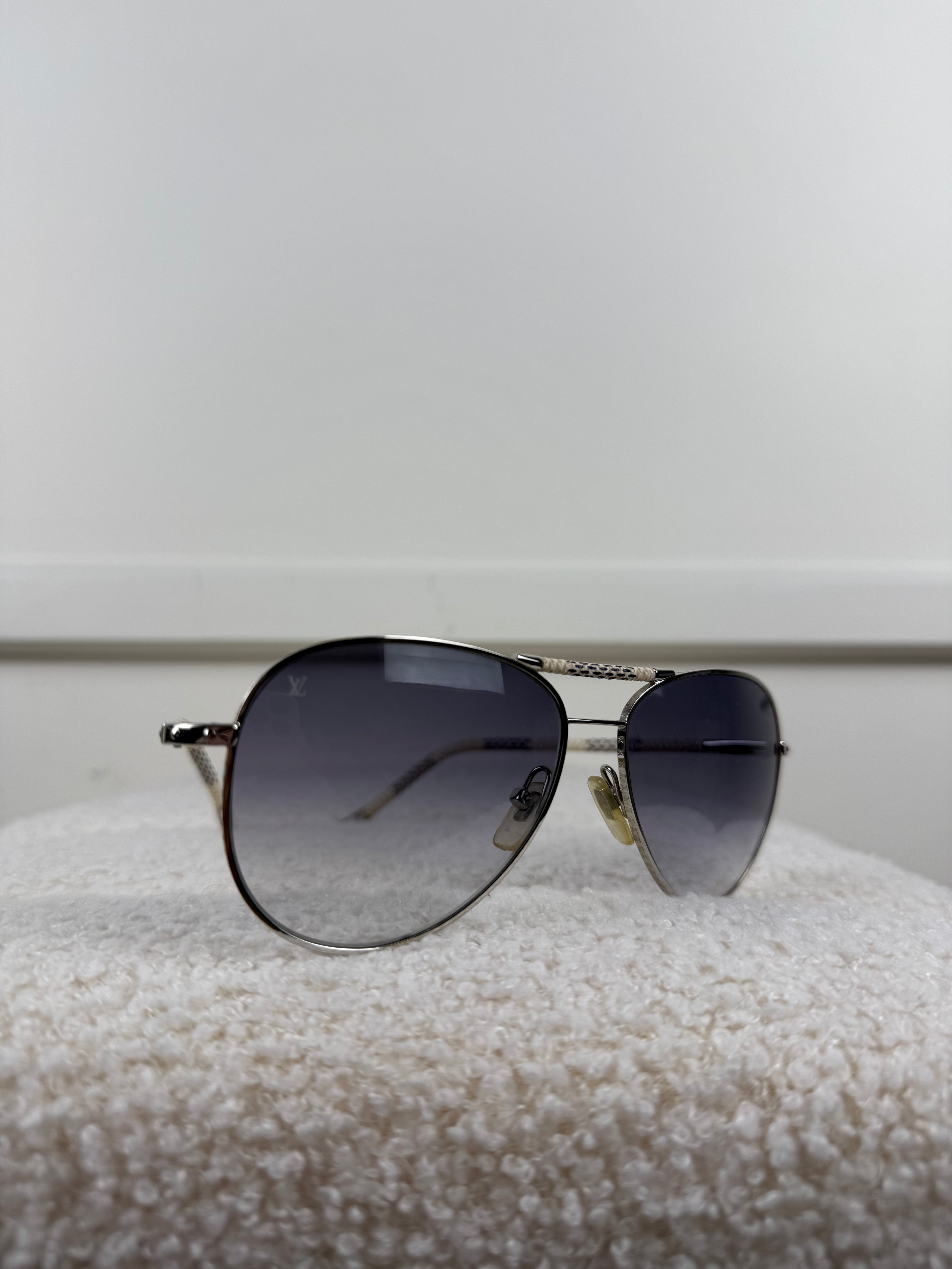Louis Vuitton Sonnenbrille – Beige/Schwarz