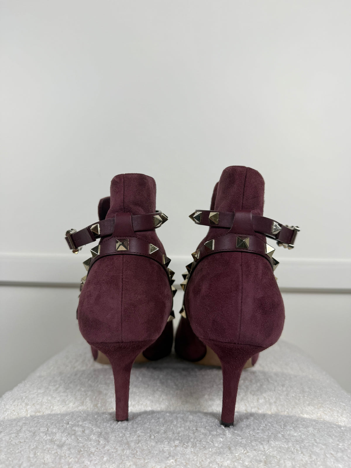 Valentino Boots aus Velours Leder – Aubergine – Gr. 37.5 EU
