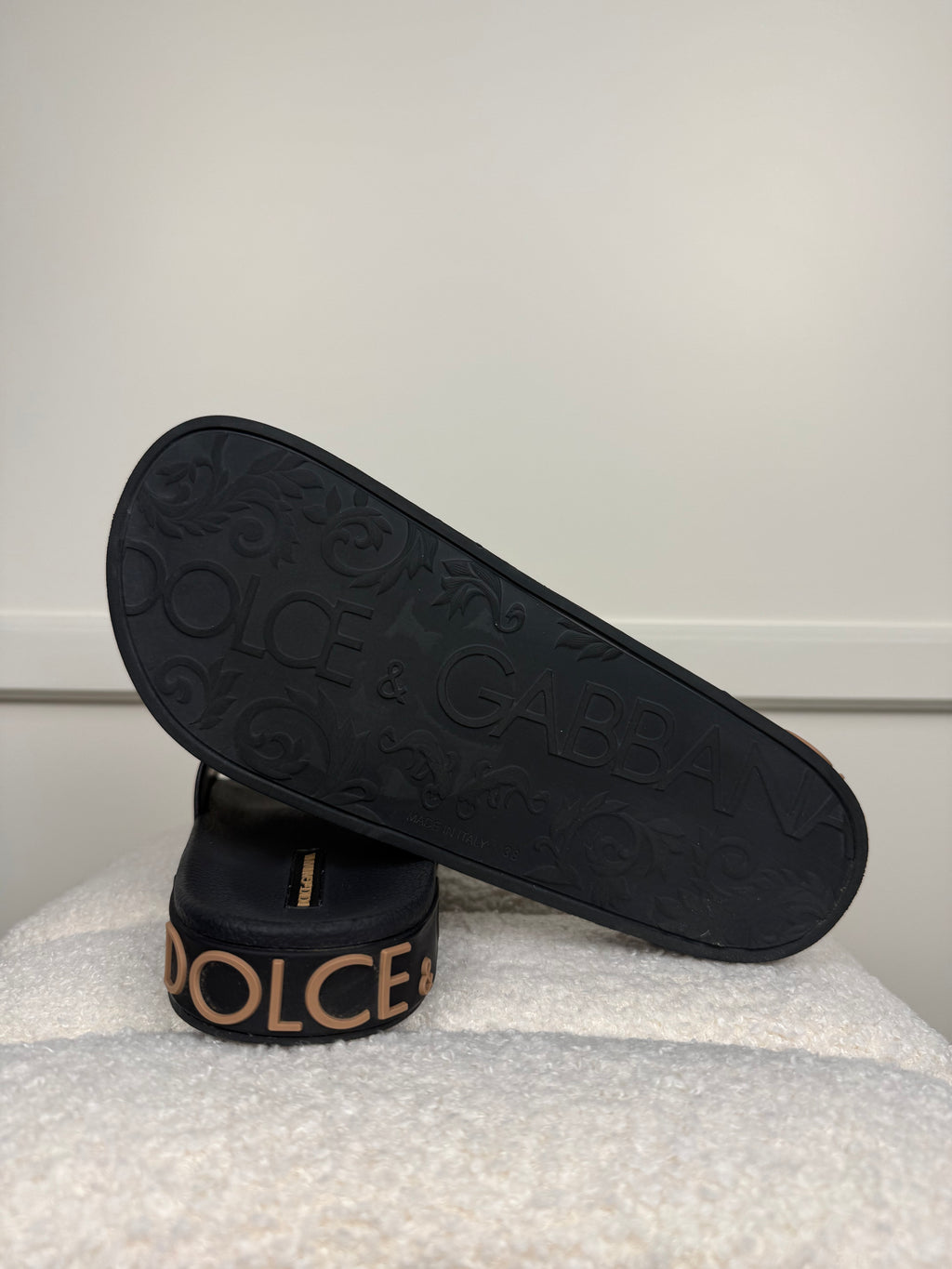Dolce & Gabbana Slides Leo Print Sz. 38 EU