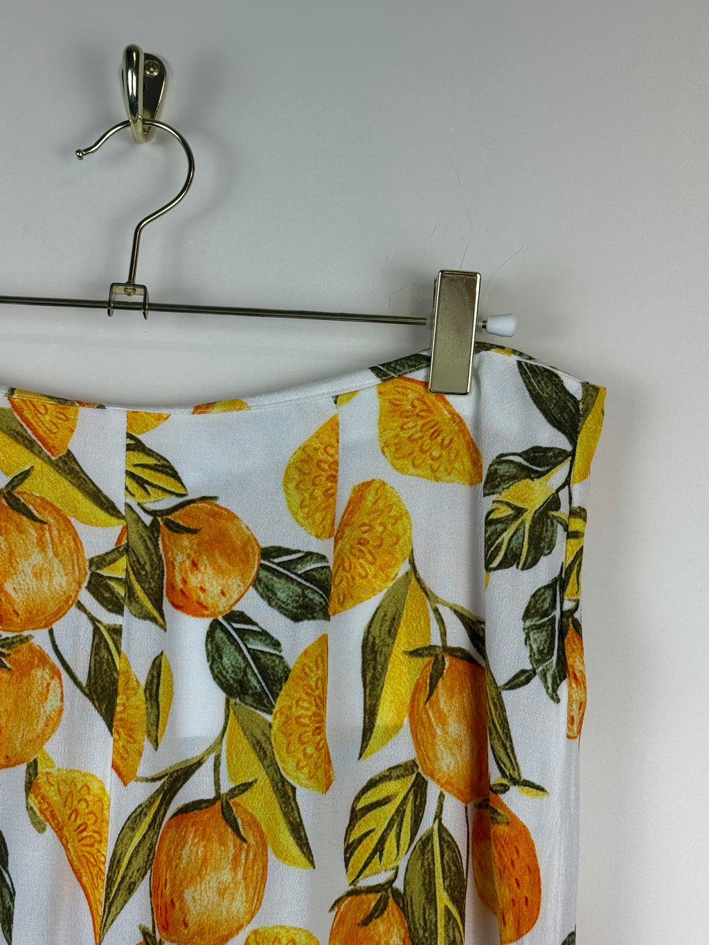 Never Fully Dressed Lemon Pants Sz. 38 DE