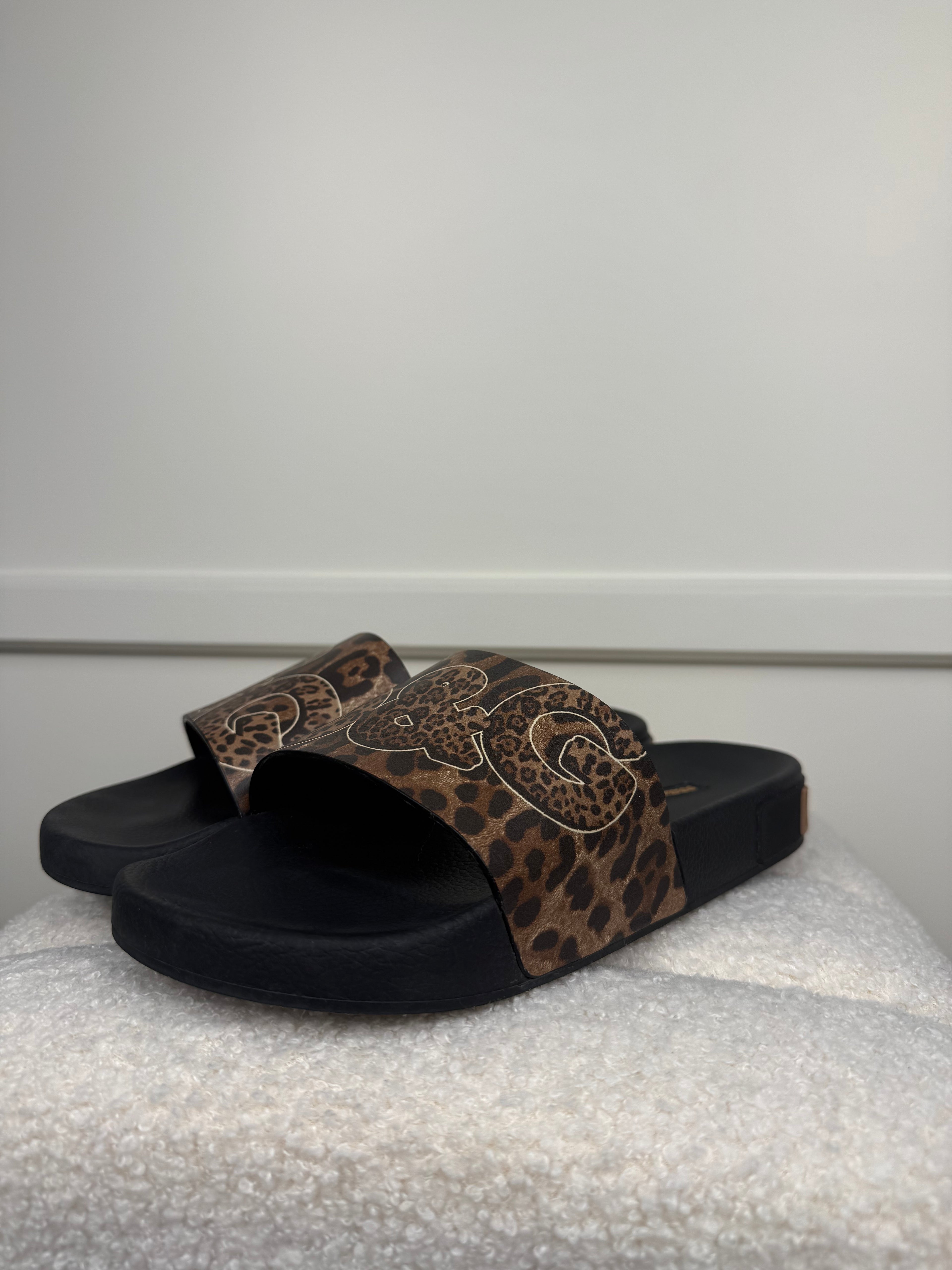 Dolce & Gabbana Slides Leo Print Sz. 38 EU