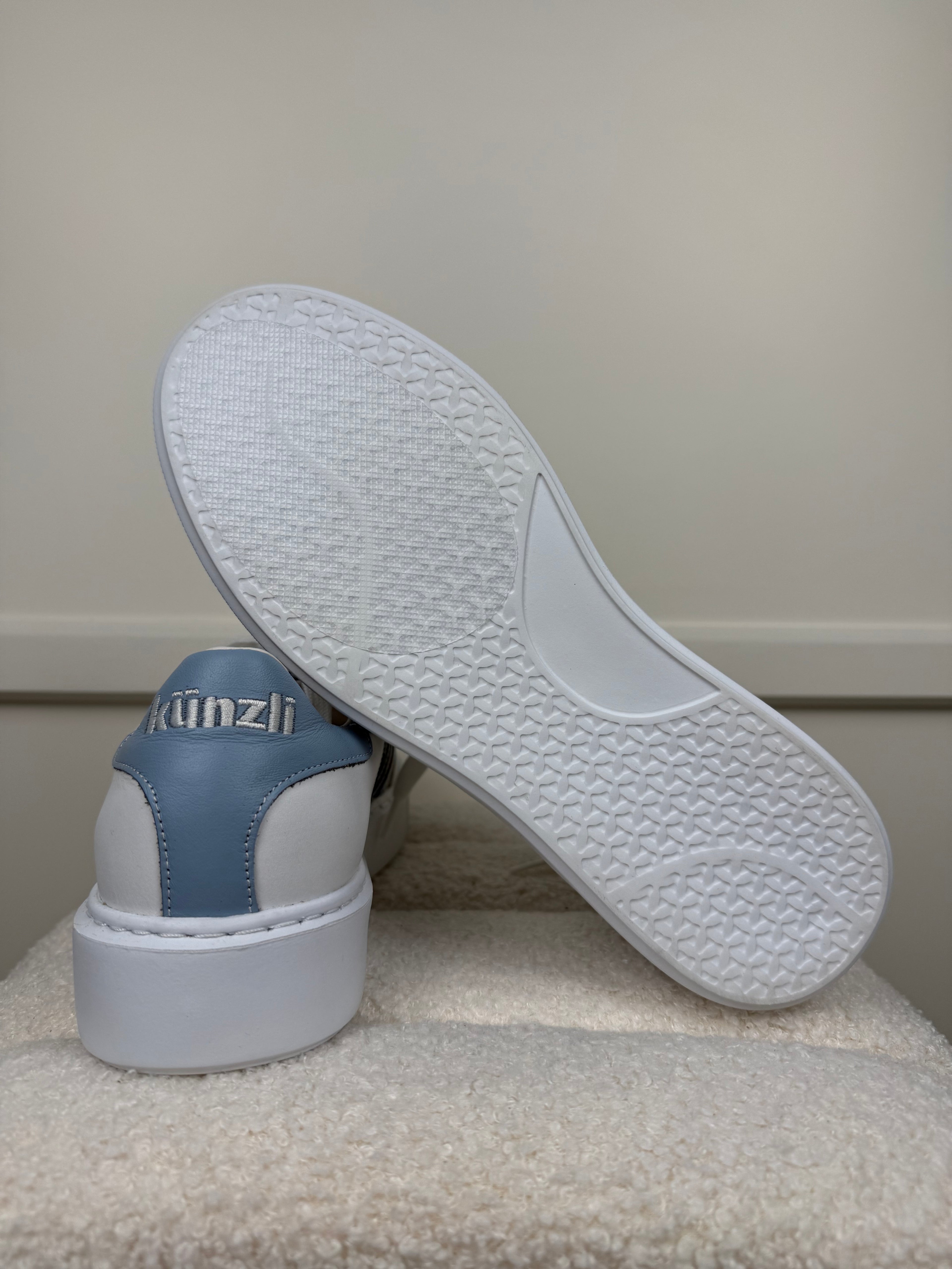 Künzli Altura Sneakers White Light Blue Sz. 40 EU