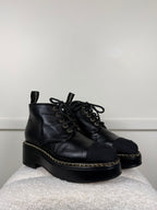 Chanel Schnürstiefel mit Kettendetails – Schwarz – Gr. 40 EU
