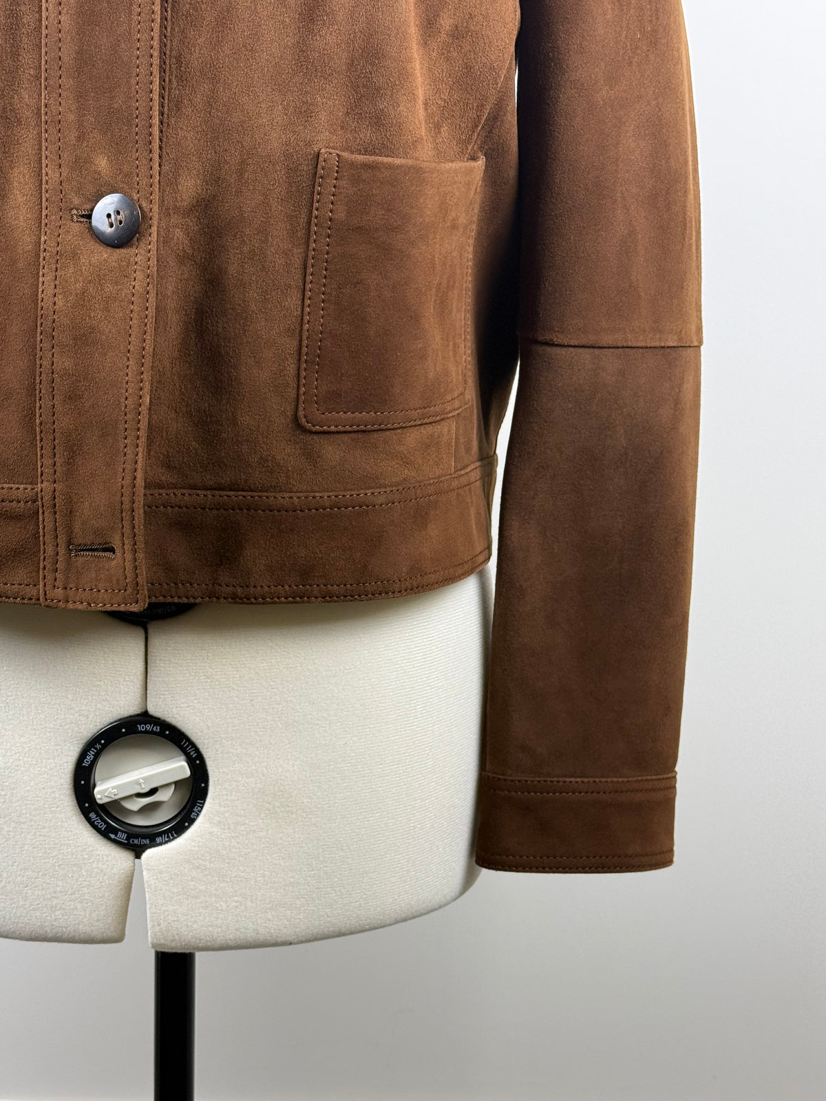 Max Mara Studio Veloursleder-Jacke – Braun – Gr. 40 DE