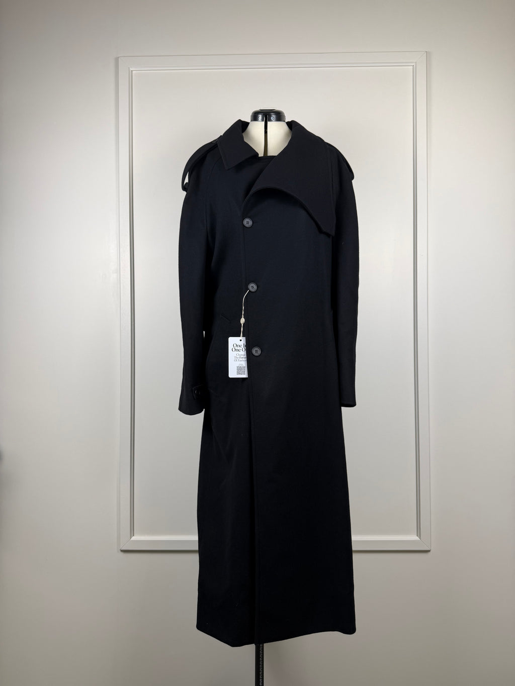 Courrèges Oblique Woll Mantel – Schwarz – Gr. S