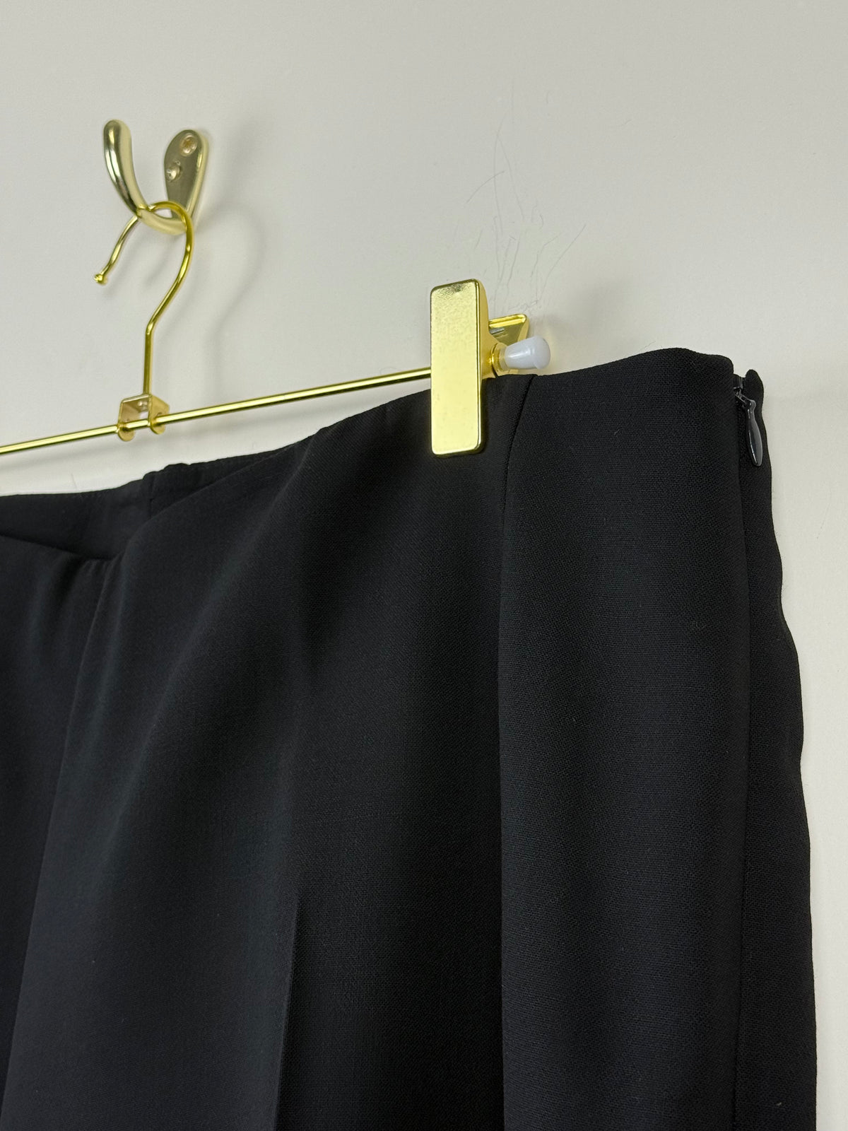 Akris Trousers – Black – Size 44 DE