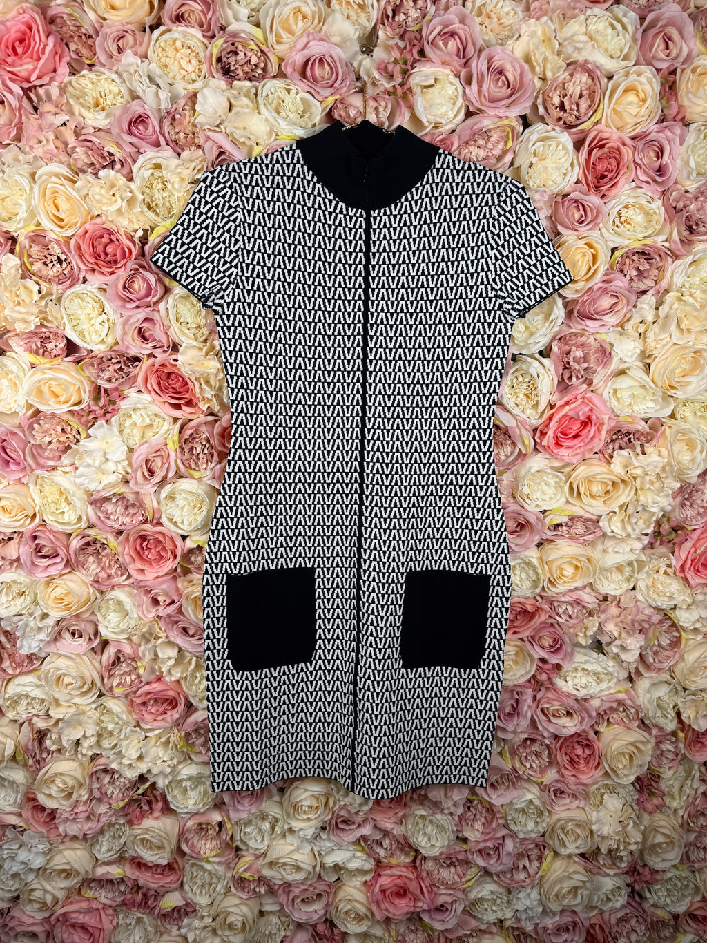 Valentino Stretch Dress Black White Sz. M
