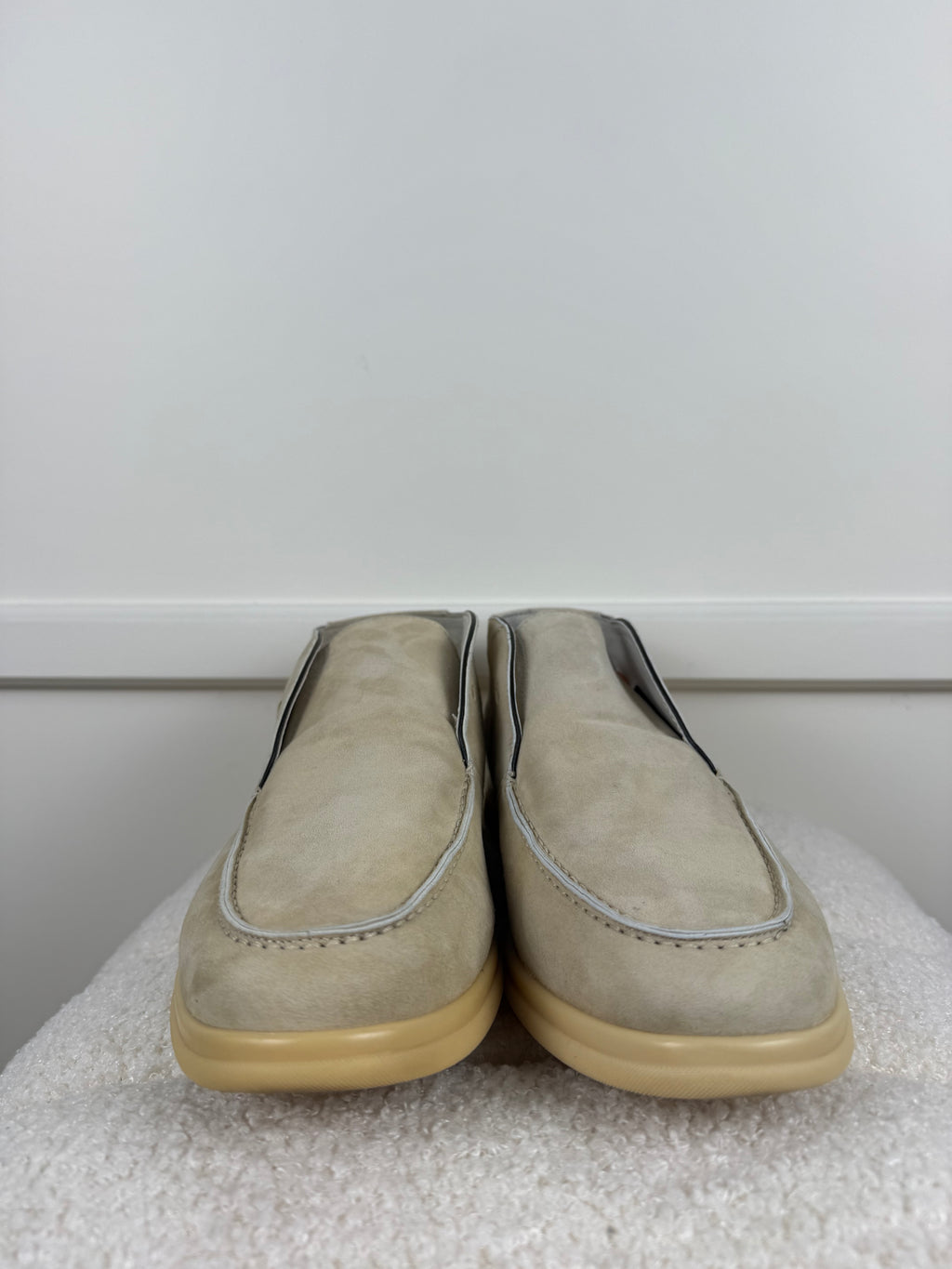 Andrea Ventura Schuhe aus Veloursleder – Beige – Gr. 39 EU