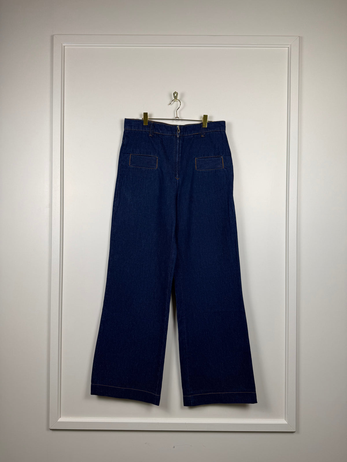 Sandro Jeans mit weitem Bein – Blau – Gr. 40 DE (42 FR)