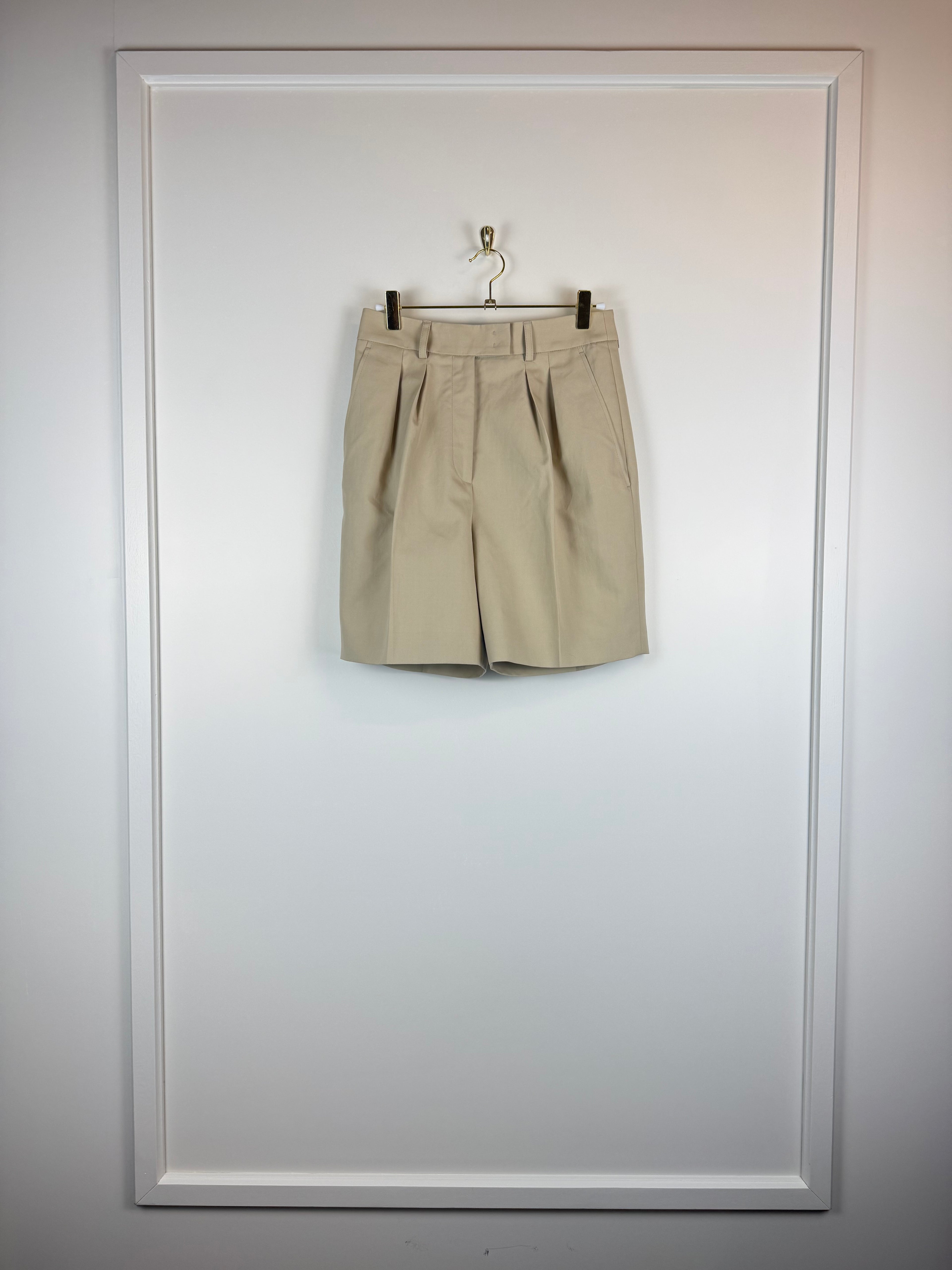 Akris 100 years Shorts Beige Sz. 34 DE
