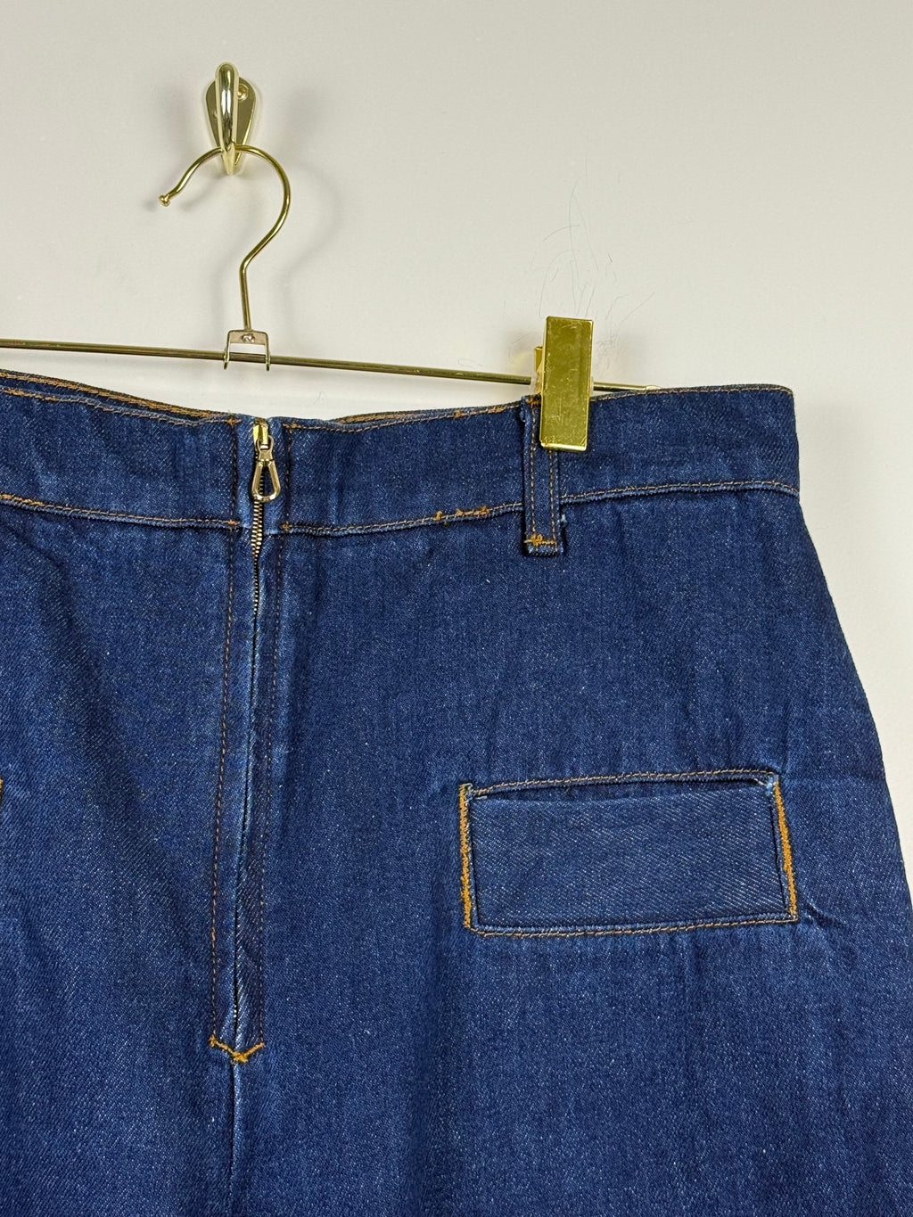 Sandro Jeans mit weitem Bein – Blau – Gr. 40 DE (42 FR)