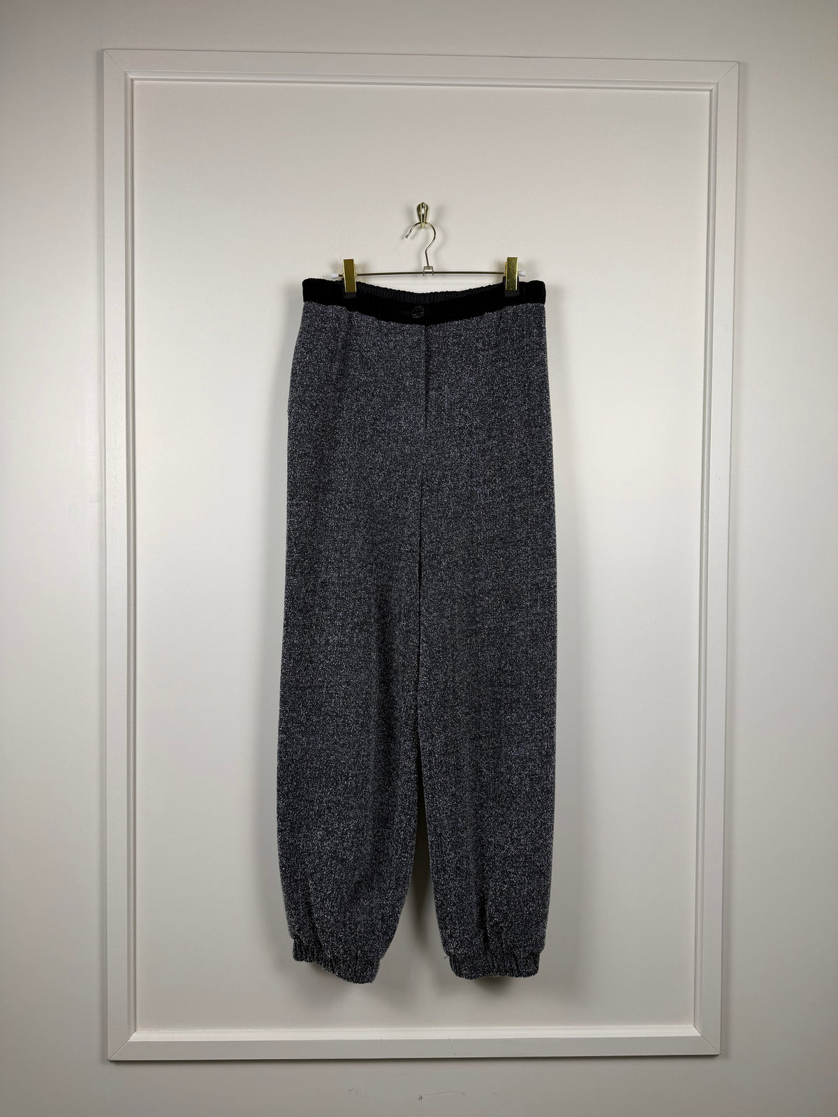 Chanel Jogginghose – Grau/Schwarz – Gr. 38 DE (40 FR)