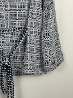 Maje Tweed-Jäcklein – Blau/Weiss – Gr. 32 DE (34 FR)