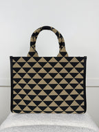 Prada Symbole Small Tote aus Jacquard – Schwarz/Beige