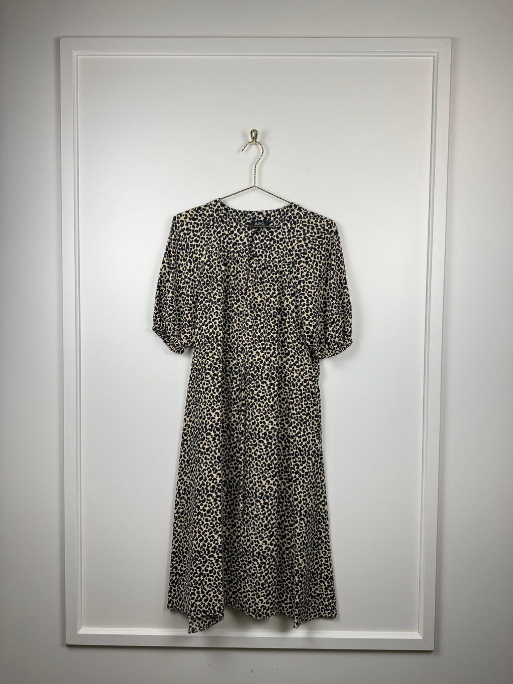 A.P.C. Kleid mit Leo-Print – Beige/Schwarz – Gr. 36 DE (38 FR)