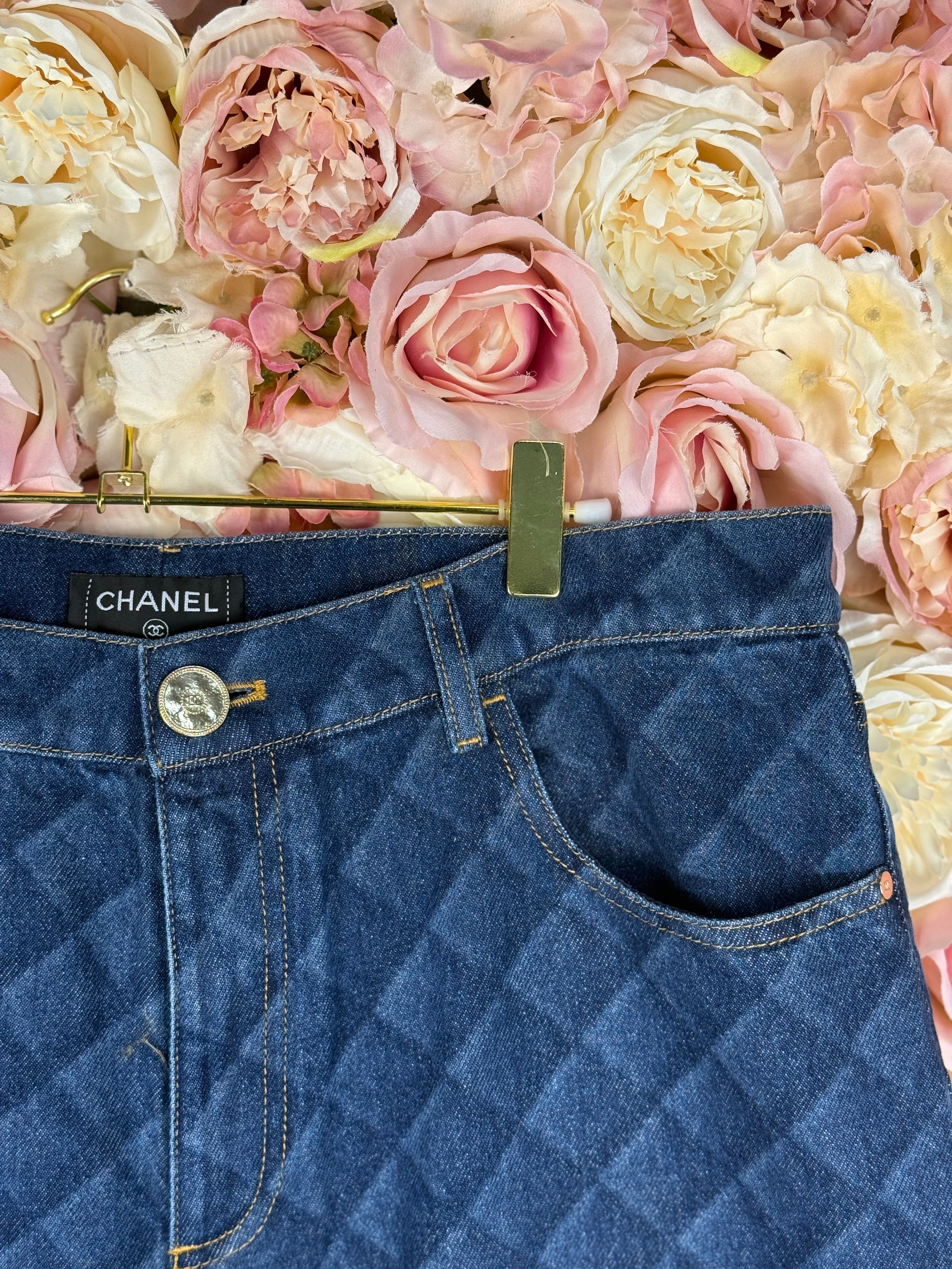 Chane Pre Fall 2022 Jeans Dark Blue Sz. 42 DE (44 FR)