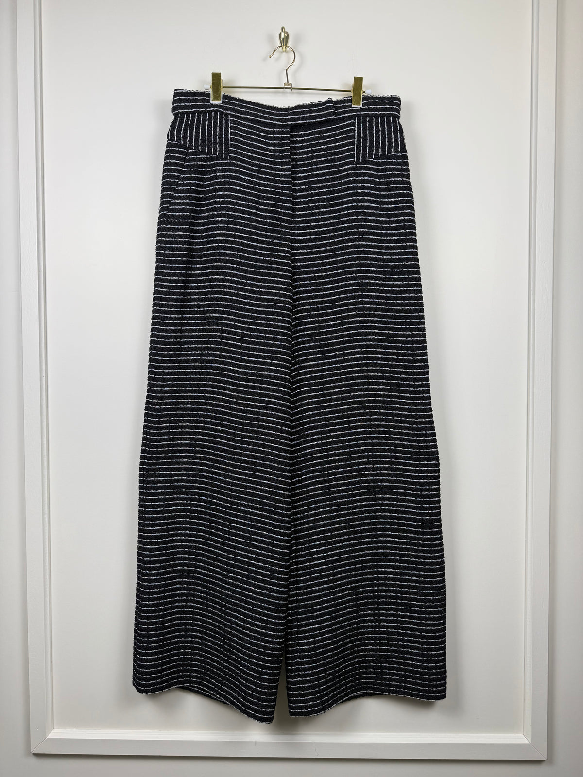 Chanel 23P Tweed Pants – Black/Silver – Size 42 DE (44 FR)