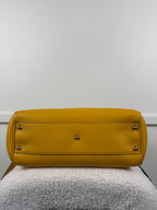 Gucci Bamboo Diana Satchel-Tasche aus GG Canvas – Gelb