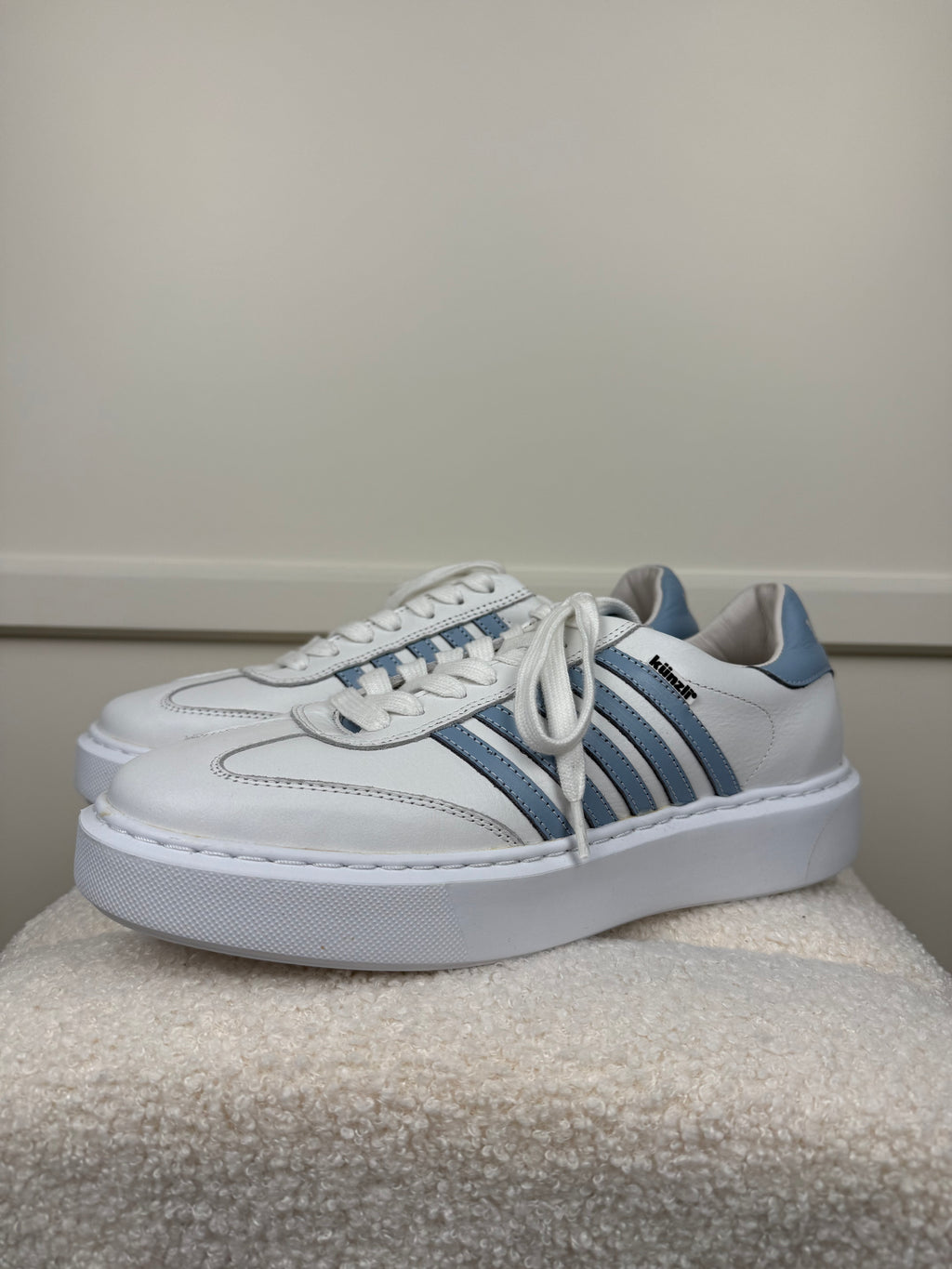 Künzli Altura Sneakers White Light Blue Sz. 40 EU