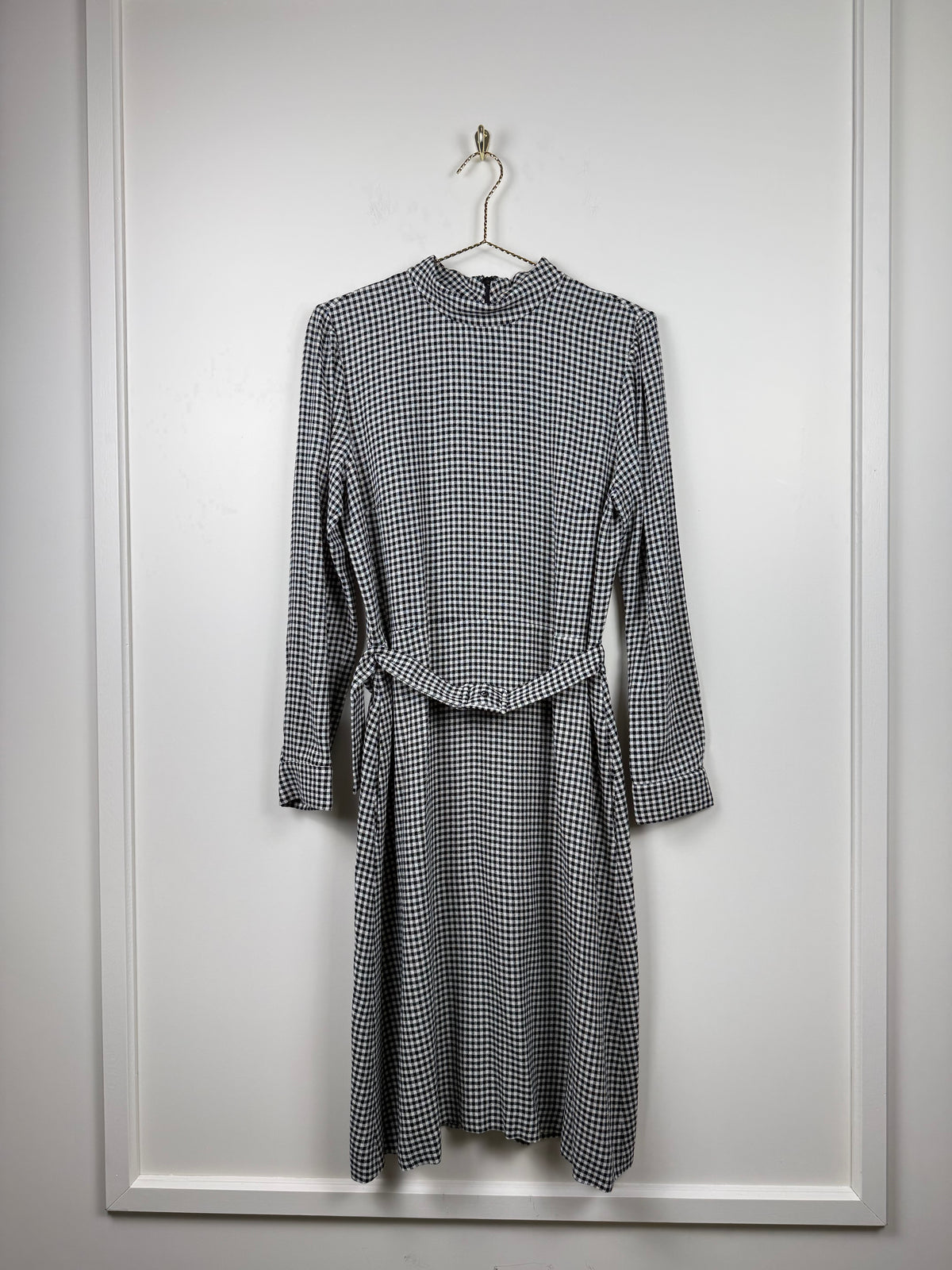 A.P.C. Kariertes Kleid – Weiss/Schwarz – Gr. 38 DE (40 FR)