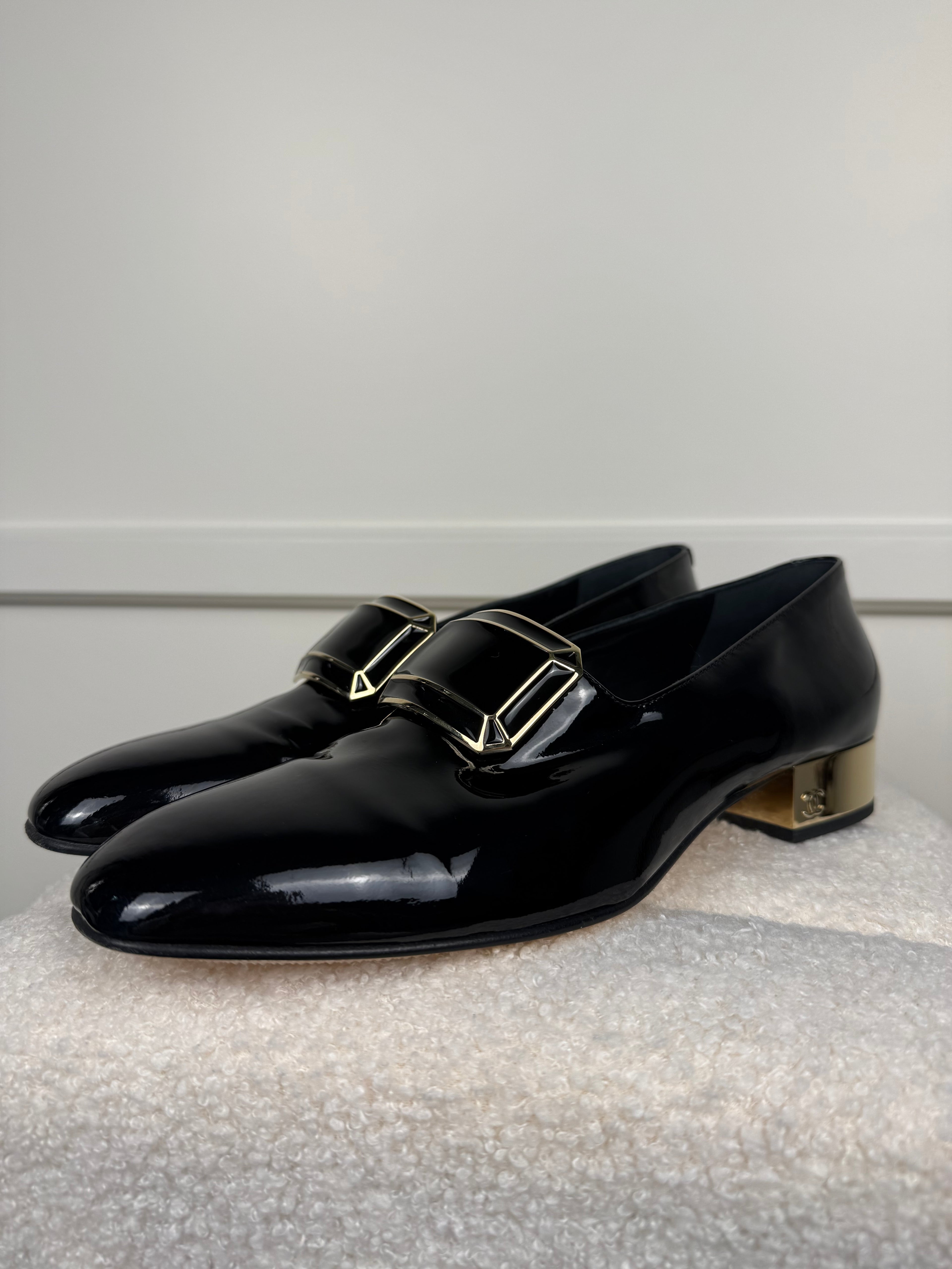 Chanel Patent Leather Moccasin Black Gold Details Sz. 39.5 EU