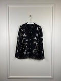 Chanel Jäcklein – Schwarz mit Vogel- & Blumenmotiven – Gr. FR 42 / DE 40