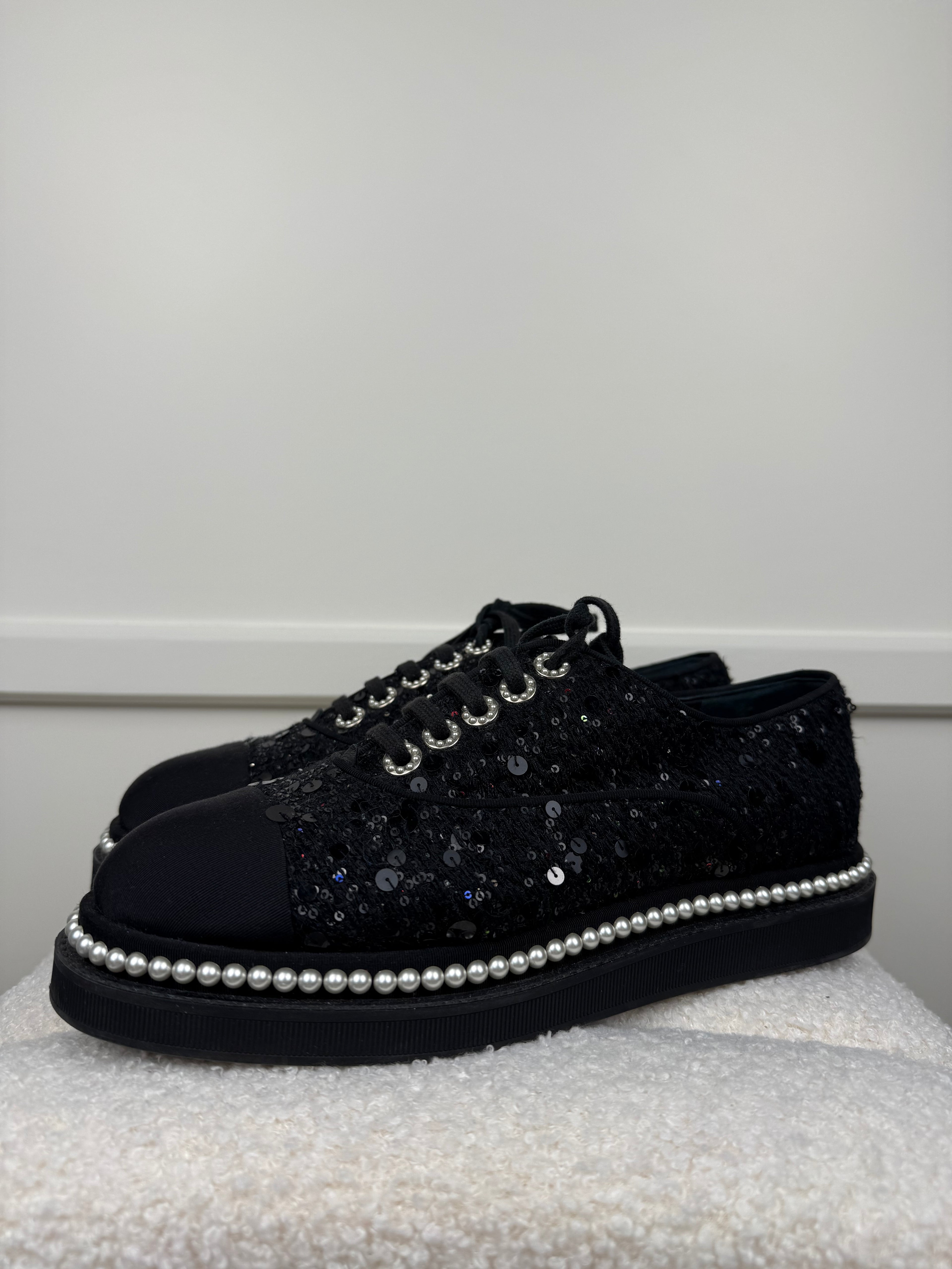 Chanel Sequins Shoes Black Sz. 39 EU