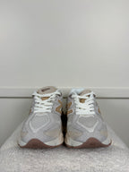 New Balance 9060 Sneakers – Beige/Weiss – Gr. 38.5 EU