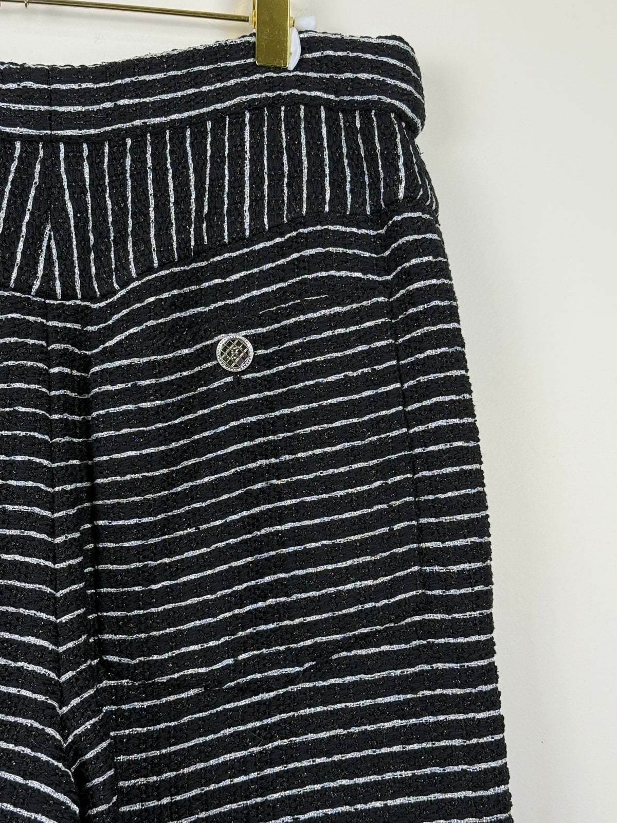 Chanel 23P Tweed Pants – Black/Silver – Size 42 DE (44 FR)