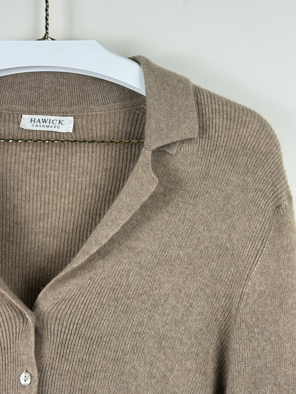 Hawick Cashmere Strickjacke – Camel – Gr. S