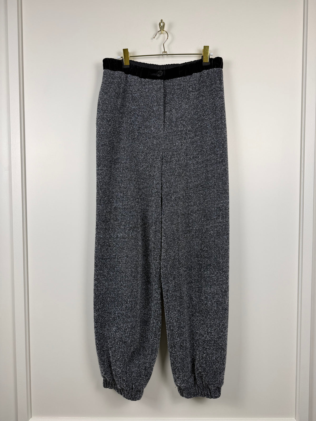 Chanel Jogginghose – Grau/Schwarz – Gr. 38 DE (40 FR)
