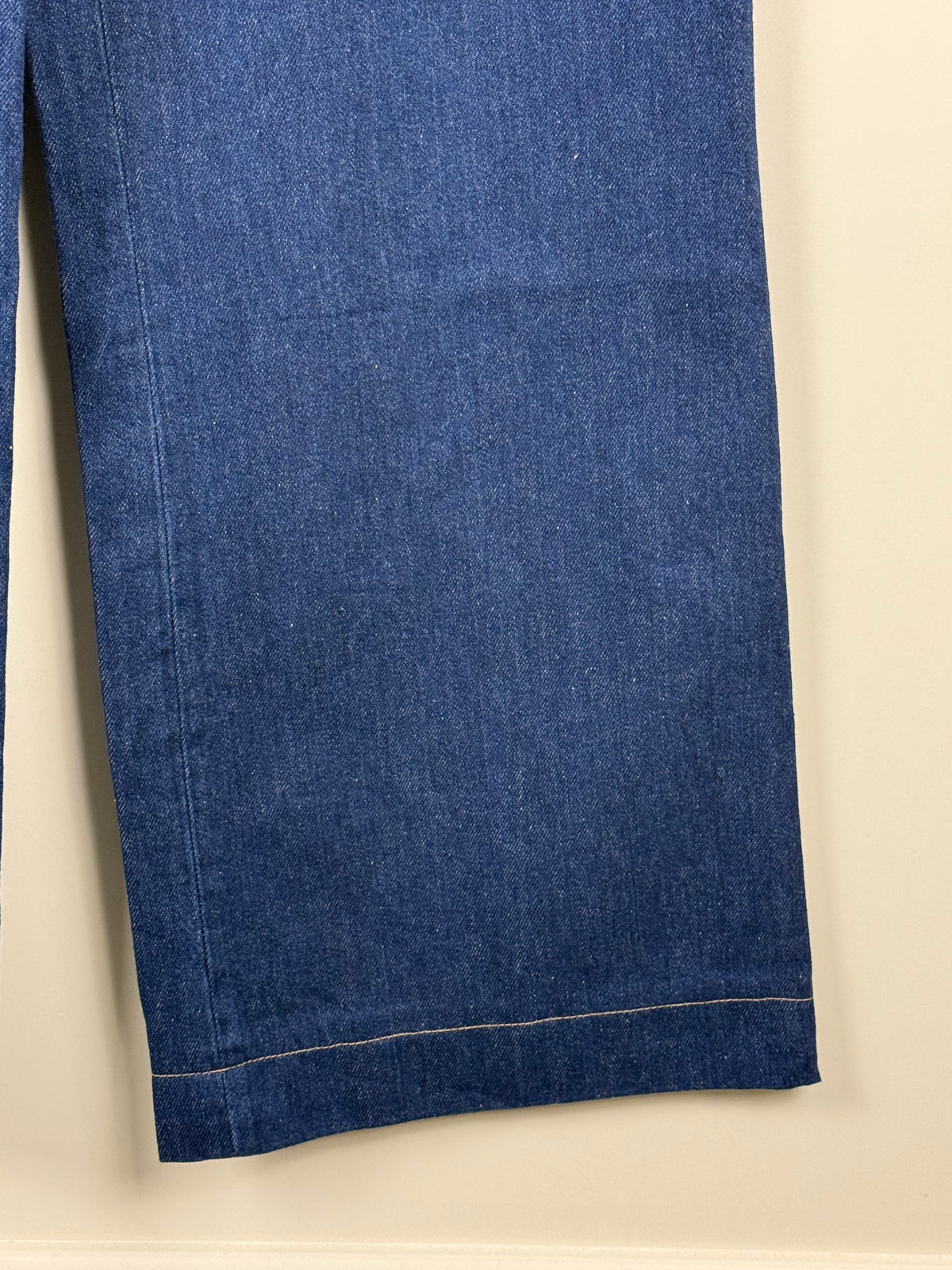 Sandro Jeans mit weitem Bein – Blau – Gr. 40 DE (42 FR)