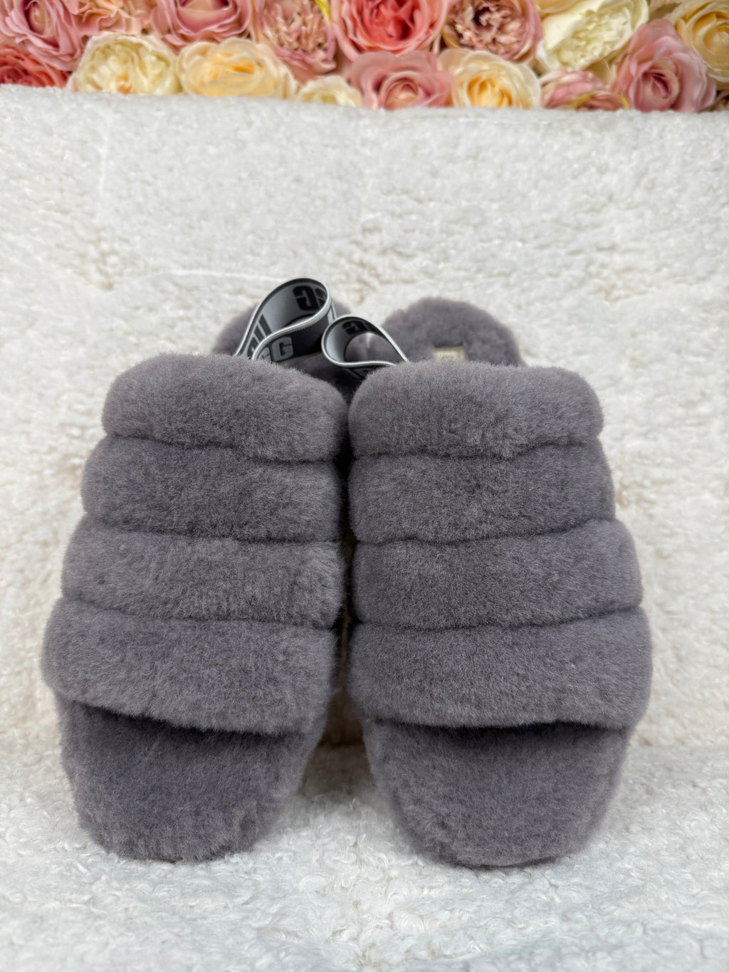 UGG Slippers Grey Sz. 40 EU