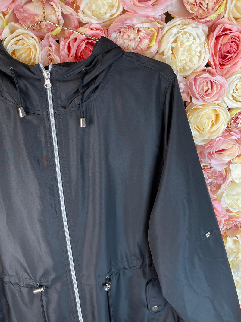 Parka in a Pocket Thin Coat Black Sz. L