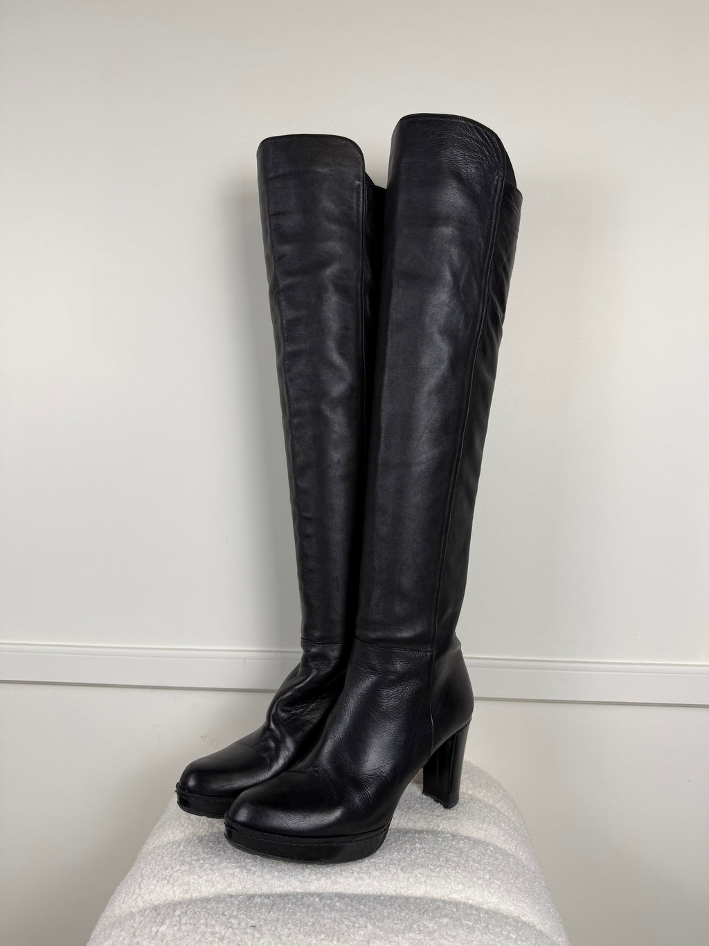 Stuart Weitzman Kniehohe Stiefel – Schwarz – Gr. 38 EU