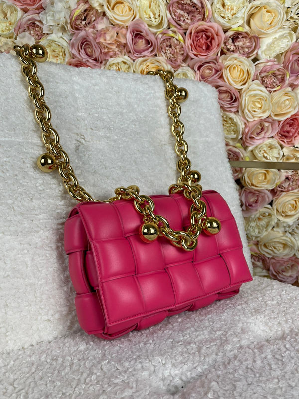Bottega Veneta Chain Cassette Bag Pink