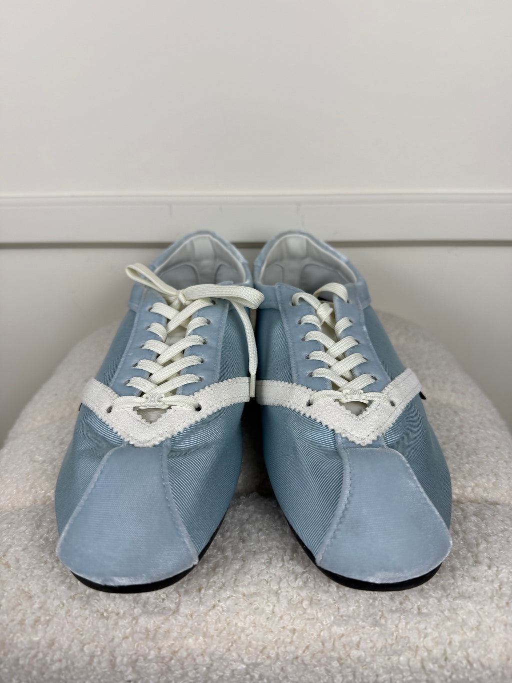 Celine The Flat Sneaker – Hellblau – Gr. 40 EU