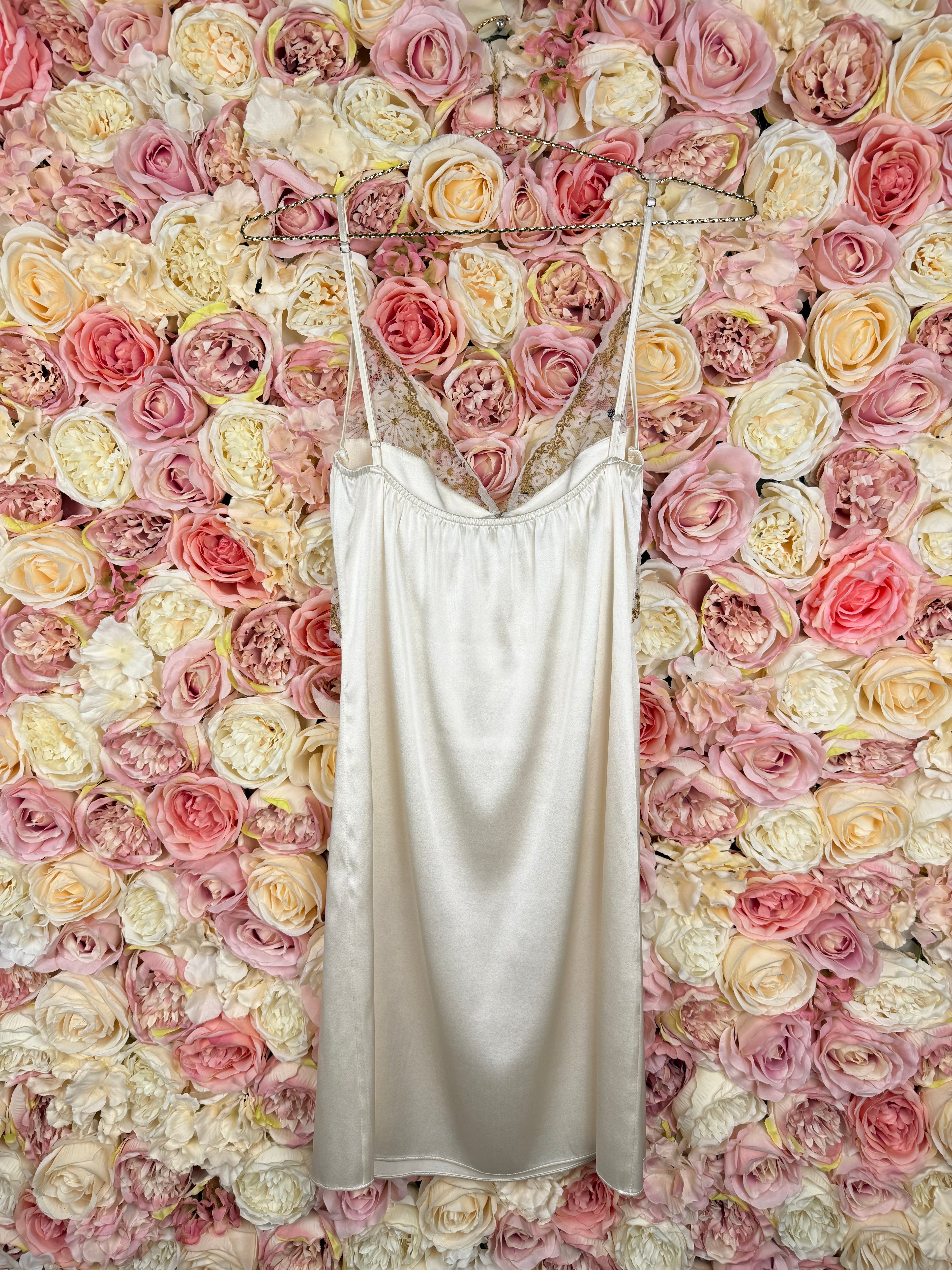 Luminess Babydoll Dress White Gold with Lace Sz. Estm. S