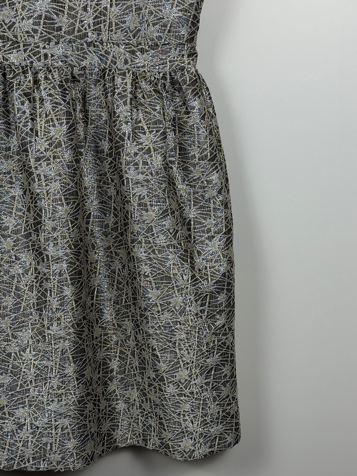 Blugirl Blumarine Kleid mit Schmucksteinen – Silber – Gr. 38 DE