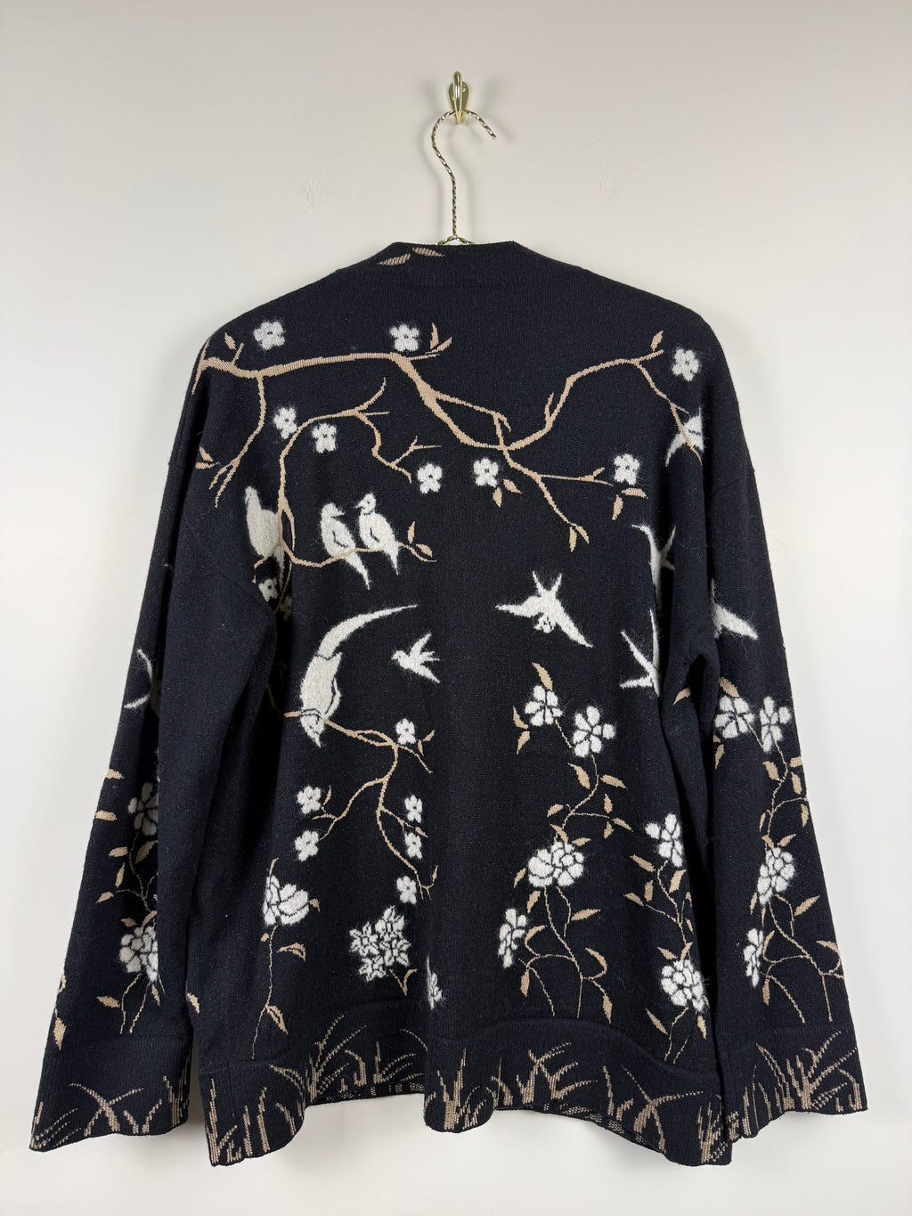 Chanel Jäcklein – Schwarz mit Vogel- & Blumenmotiven – Gr. FR 42 / DE 40