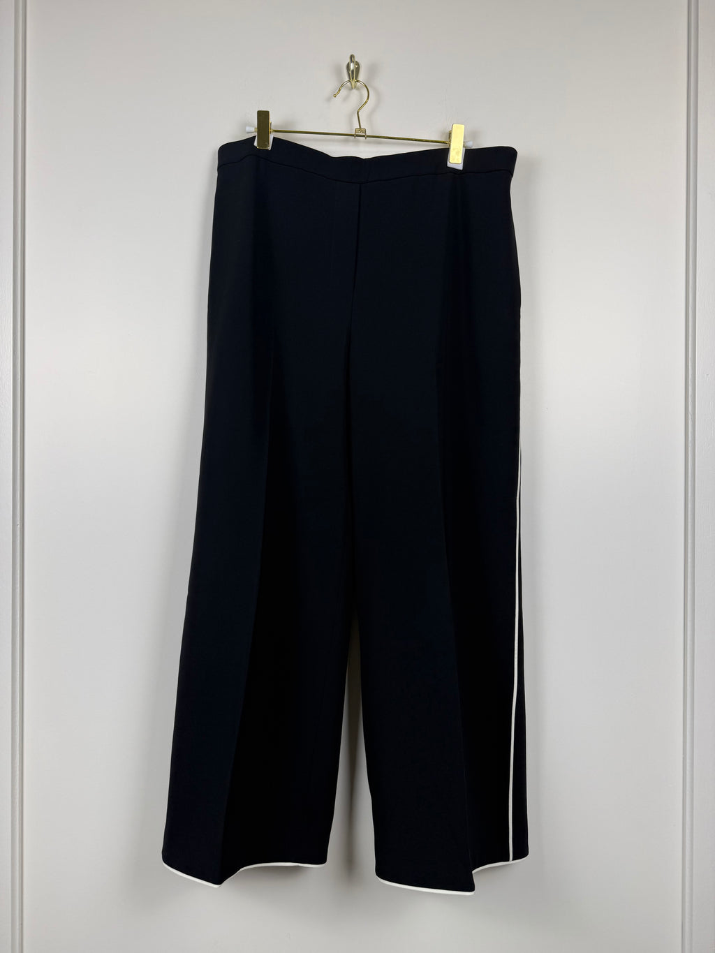 Theory Wide Pull On Hose – Schwarz – Gr. L (UK 12)
