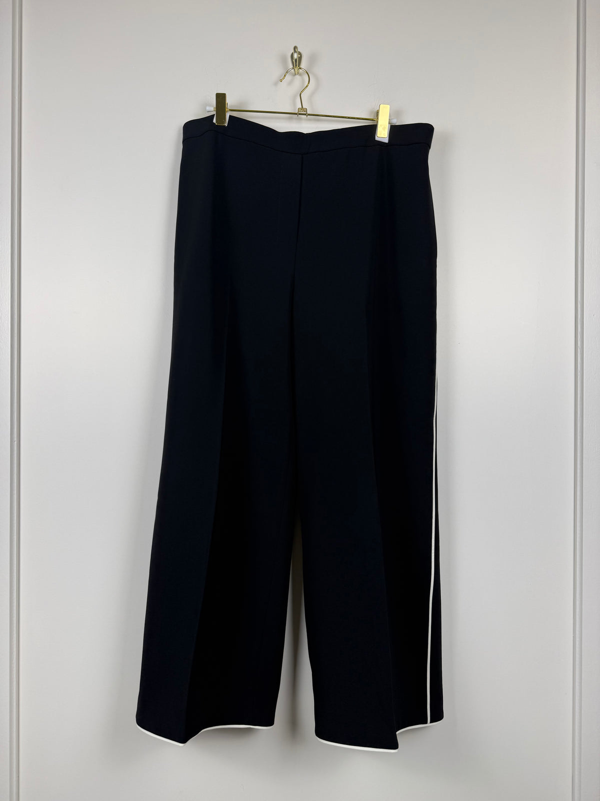 Theory Wide Pull On Hose – Schwarz – Gr. L (UK 12)