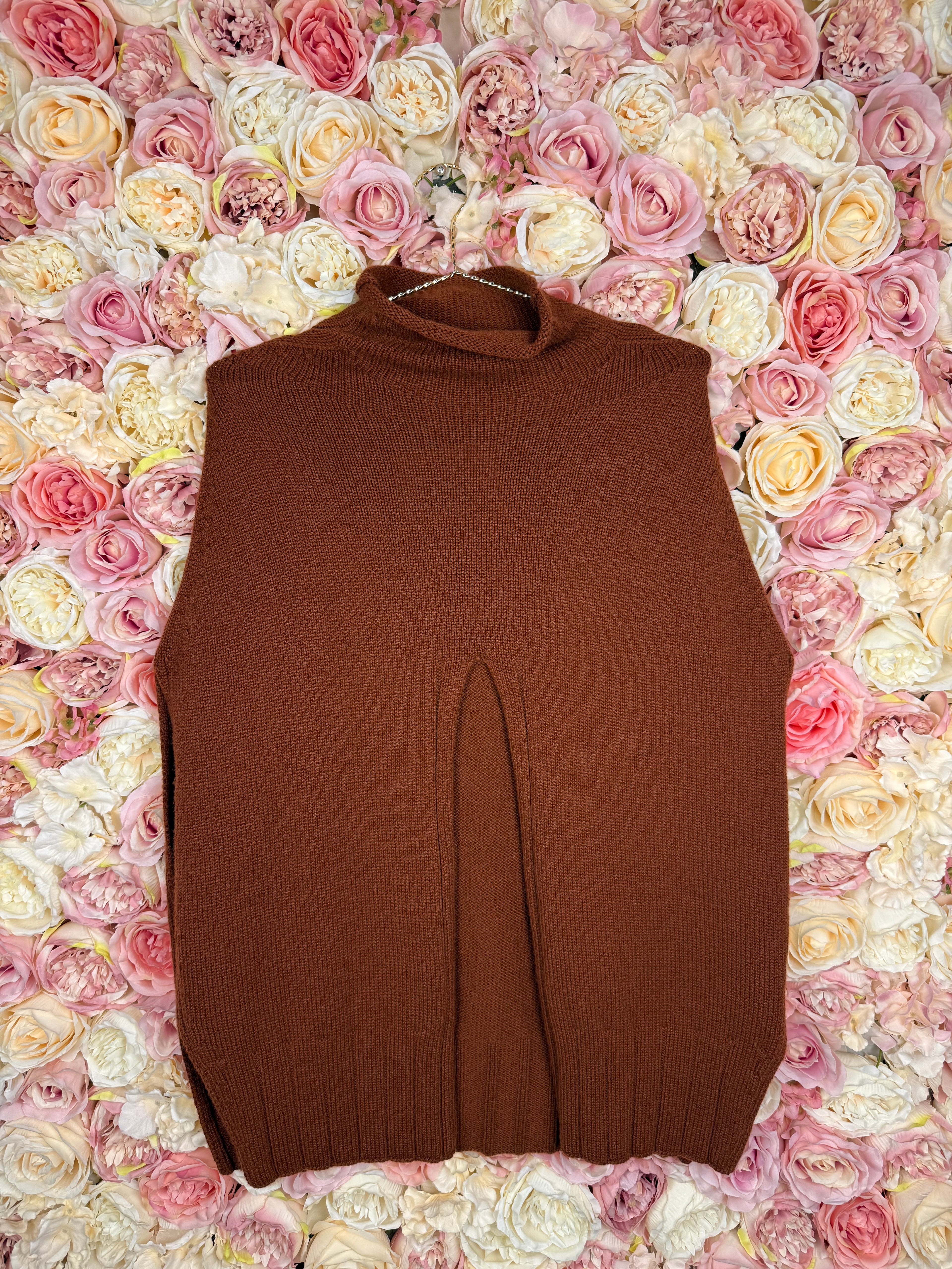 Malo Cashmere Vest in Rust