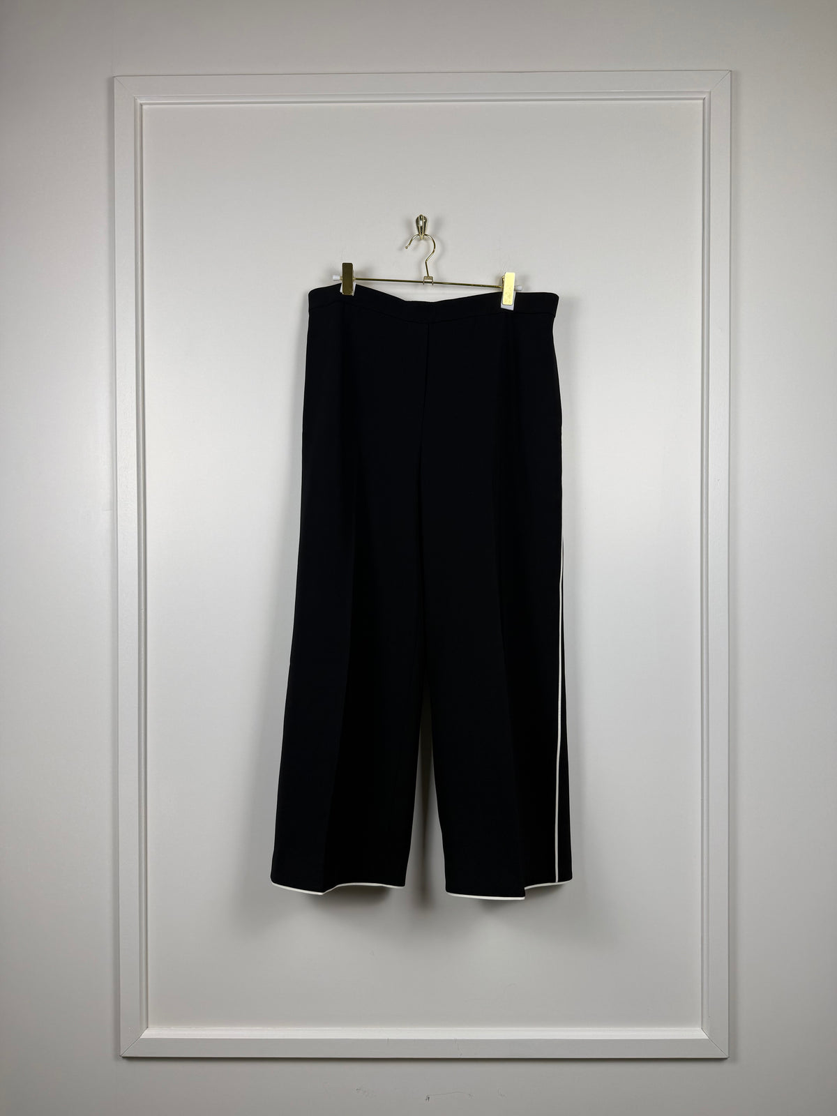 Theory Wide Pull On Hose – Schwarz – Gr. L (UK 12)