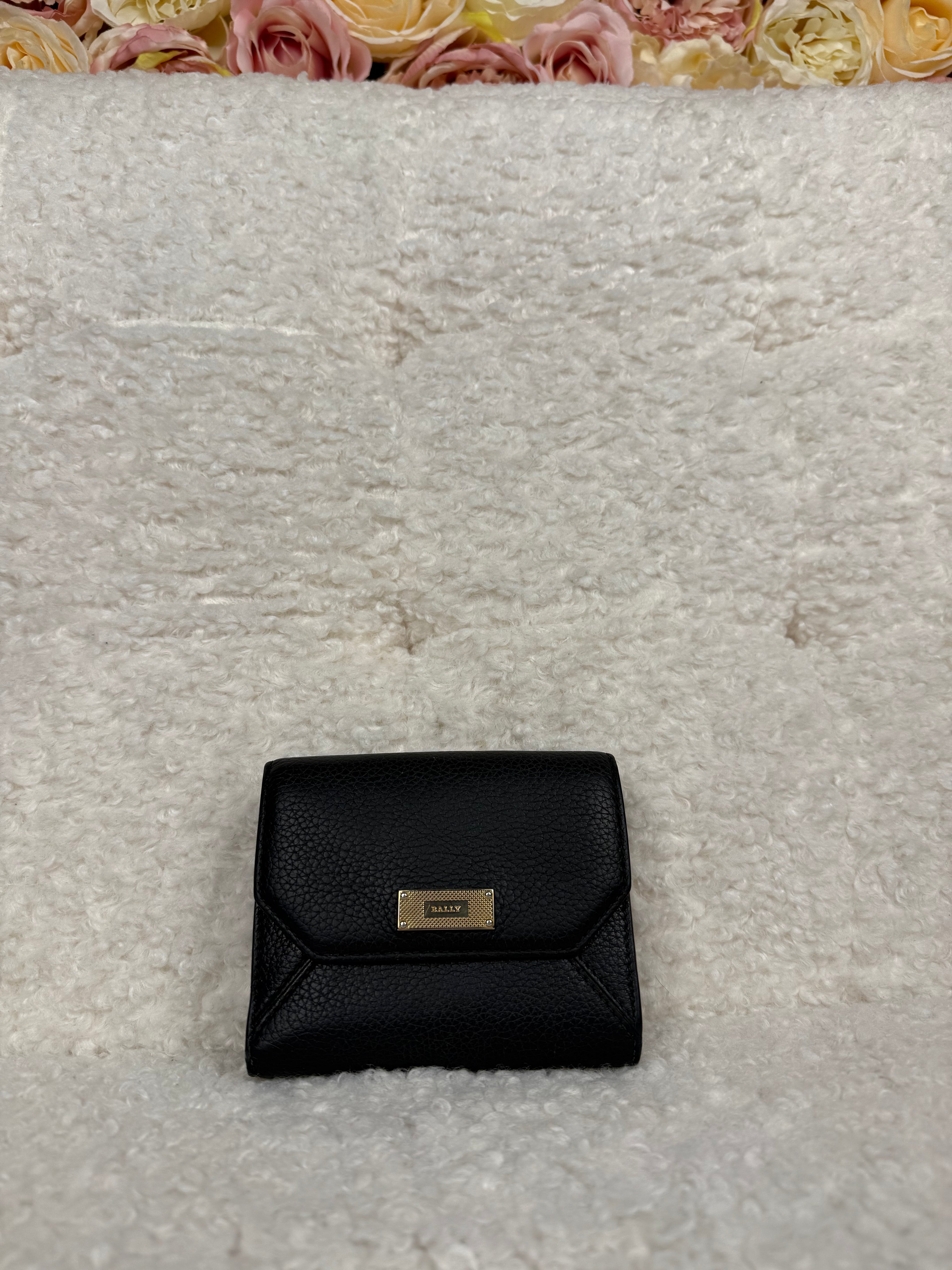 Bally Leather Wallet Black Nude